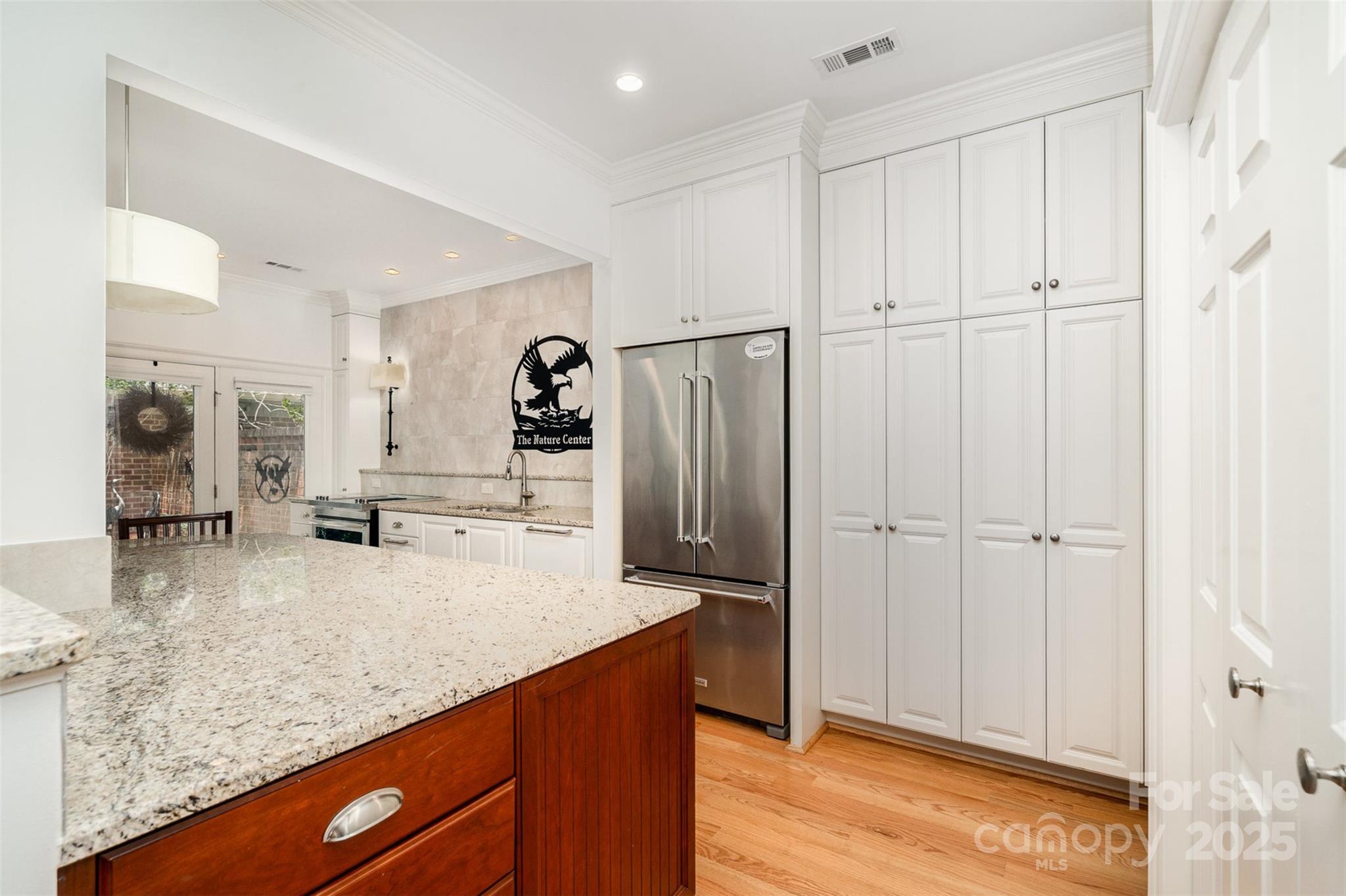2825 Sharon View Road