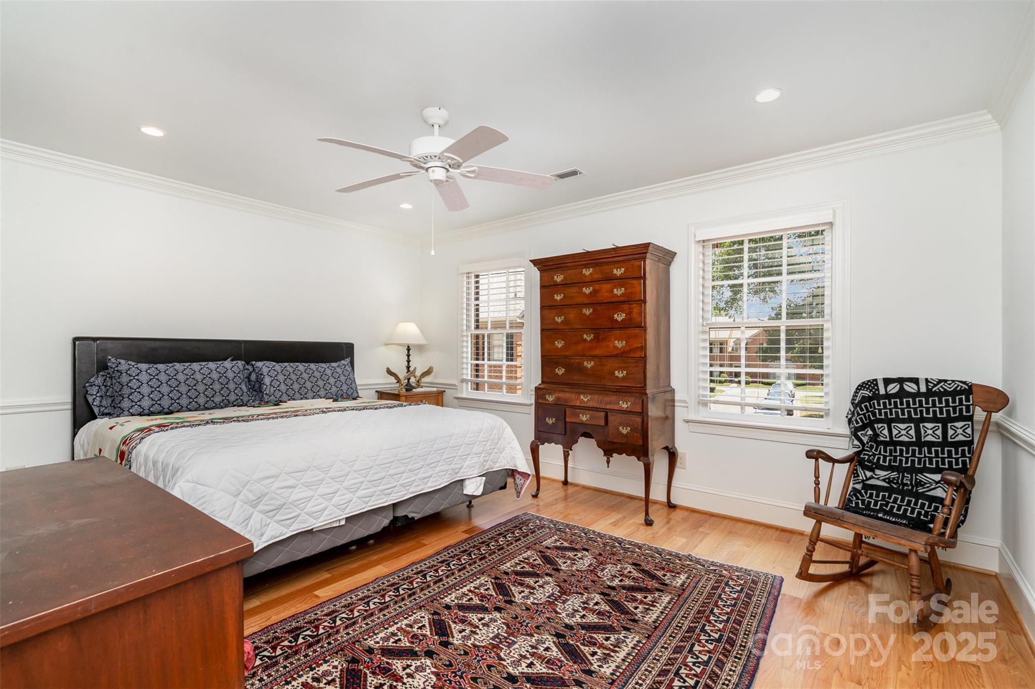 2825 Sharon View Road
