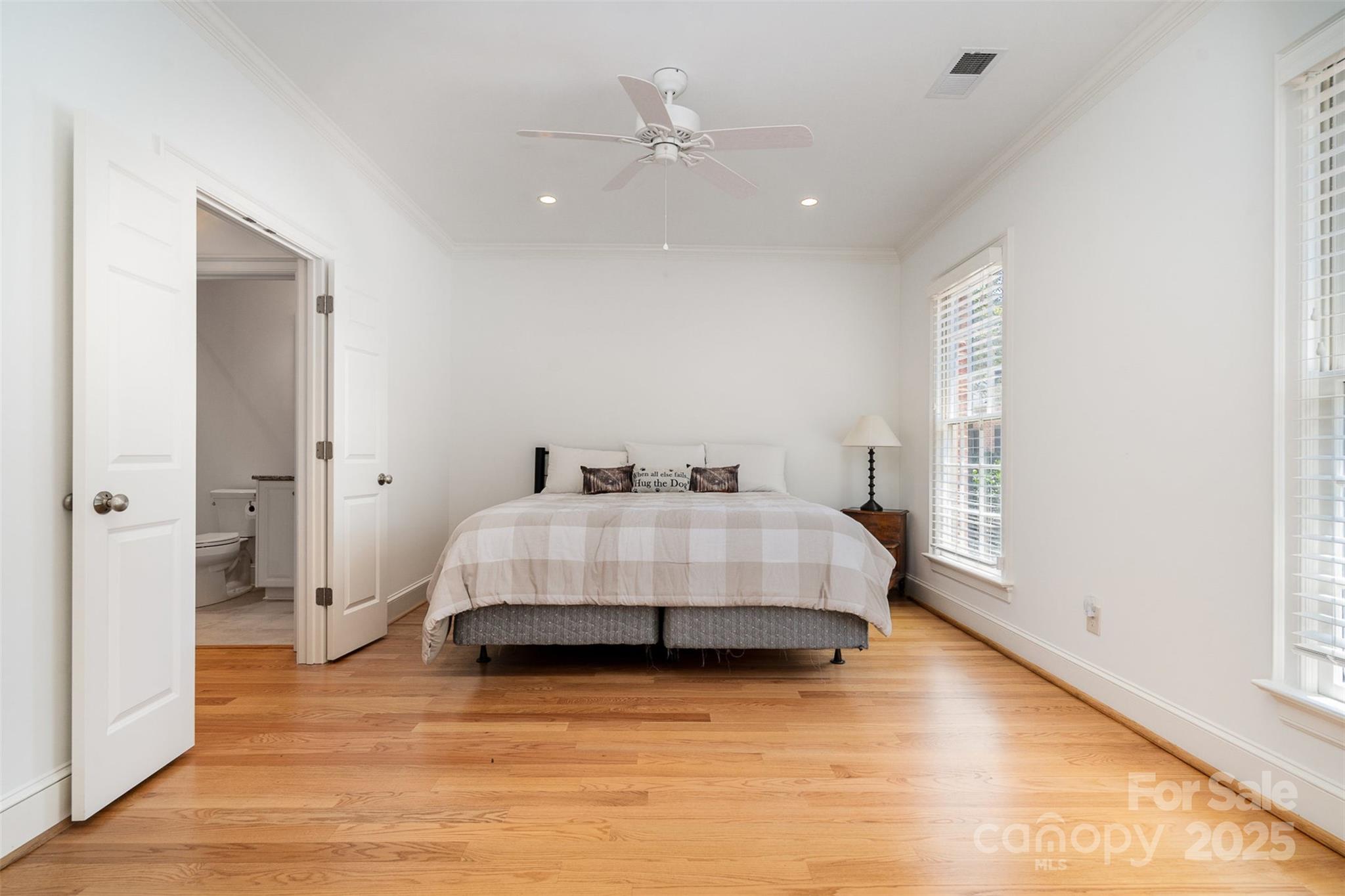2825 Sharon View Road