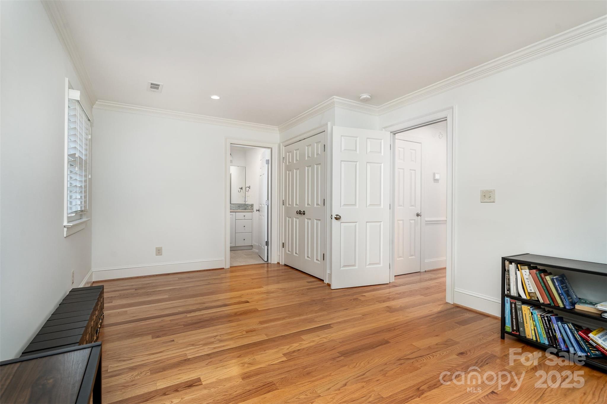 2825 Sharon View Road