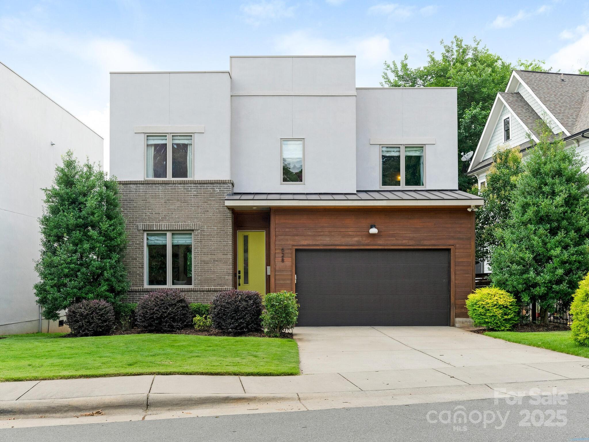 628 Cherry Street