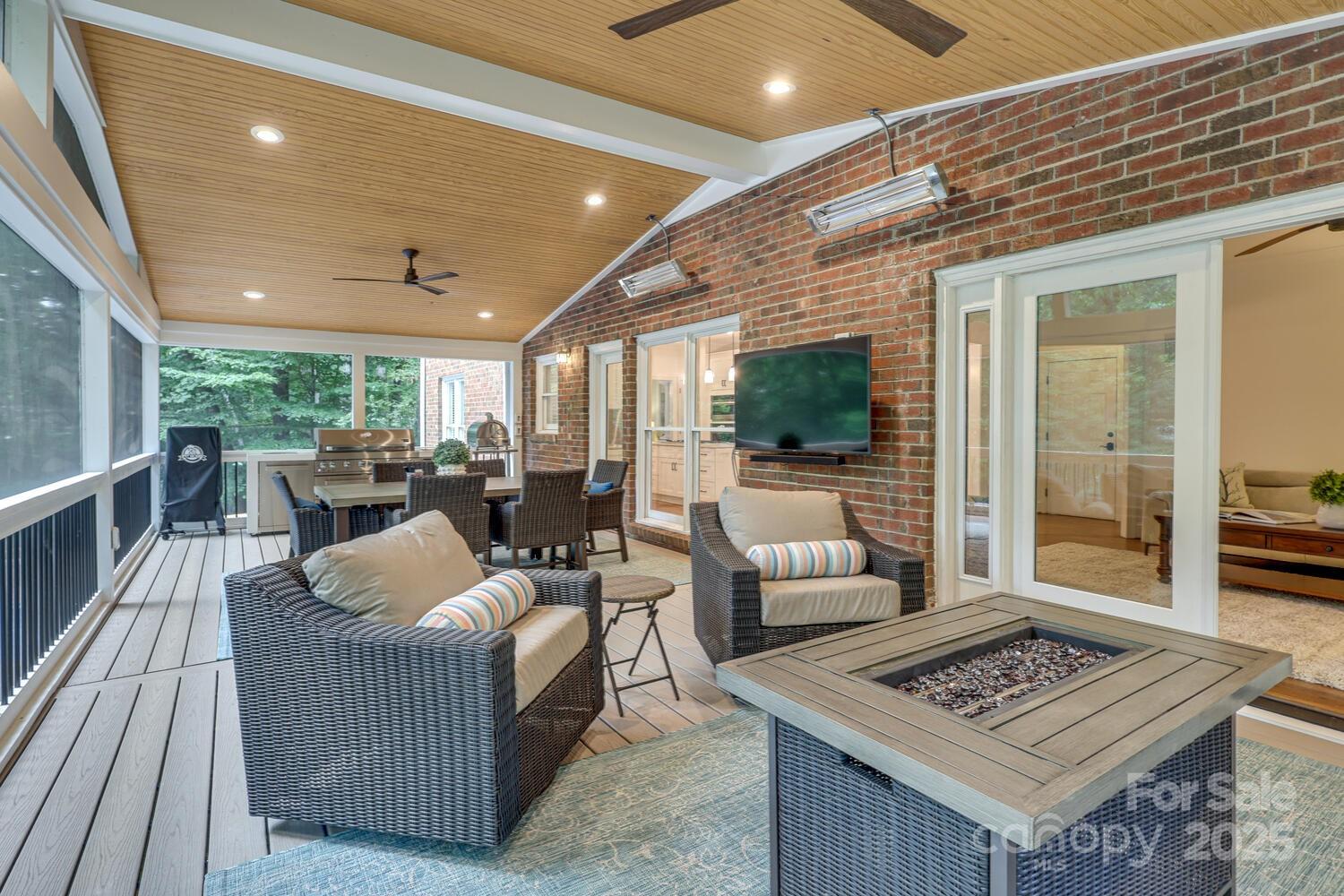 5051 Carillon Way