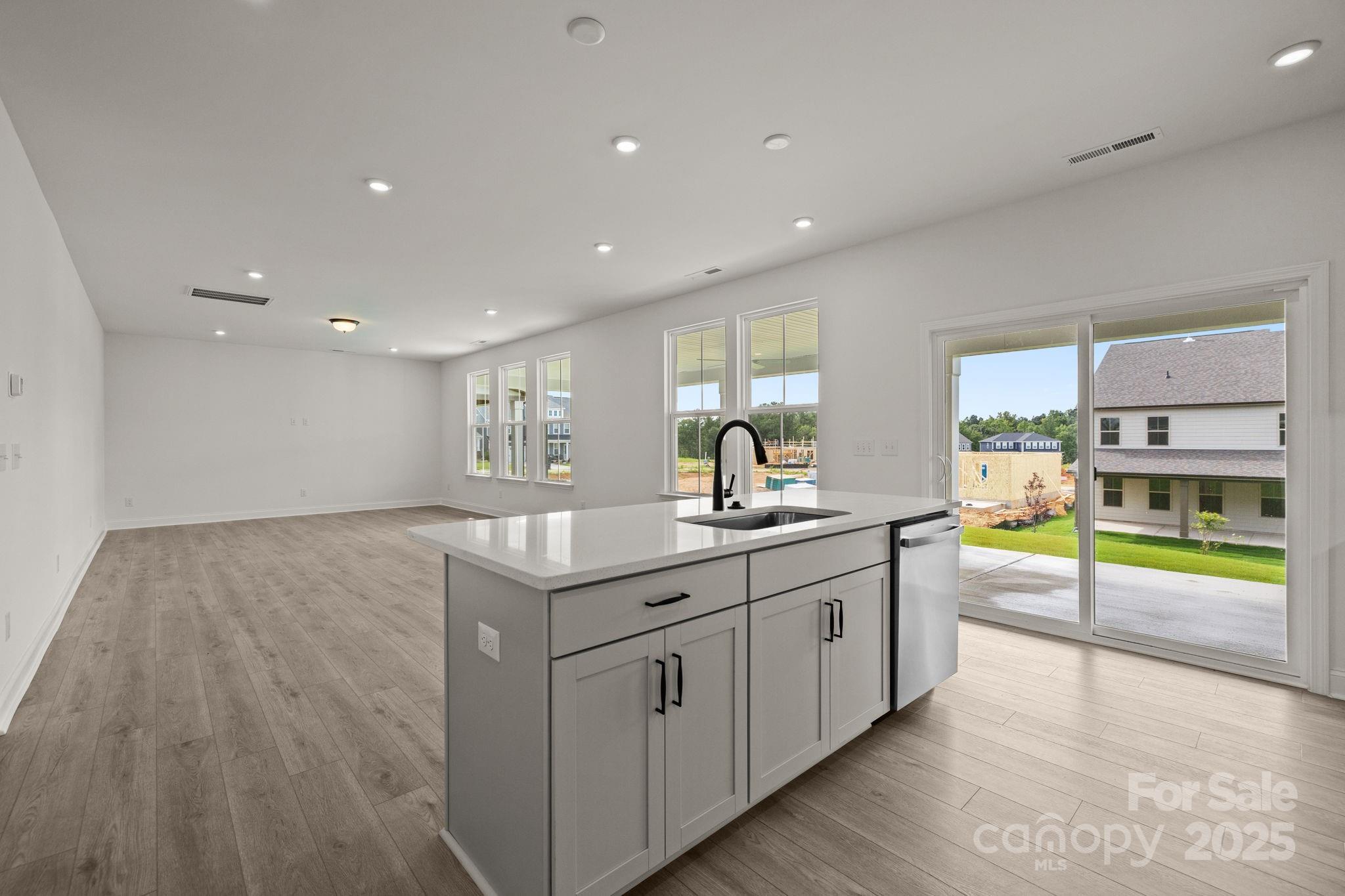 638 Amberjack Place Unit: 76