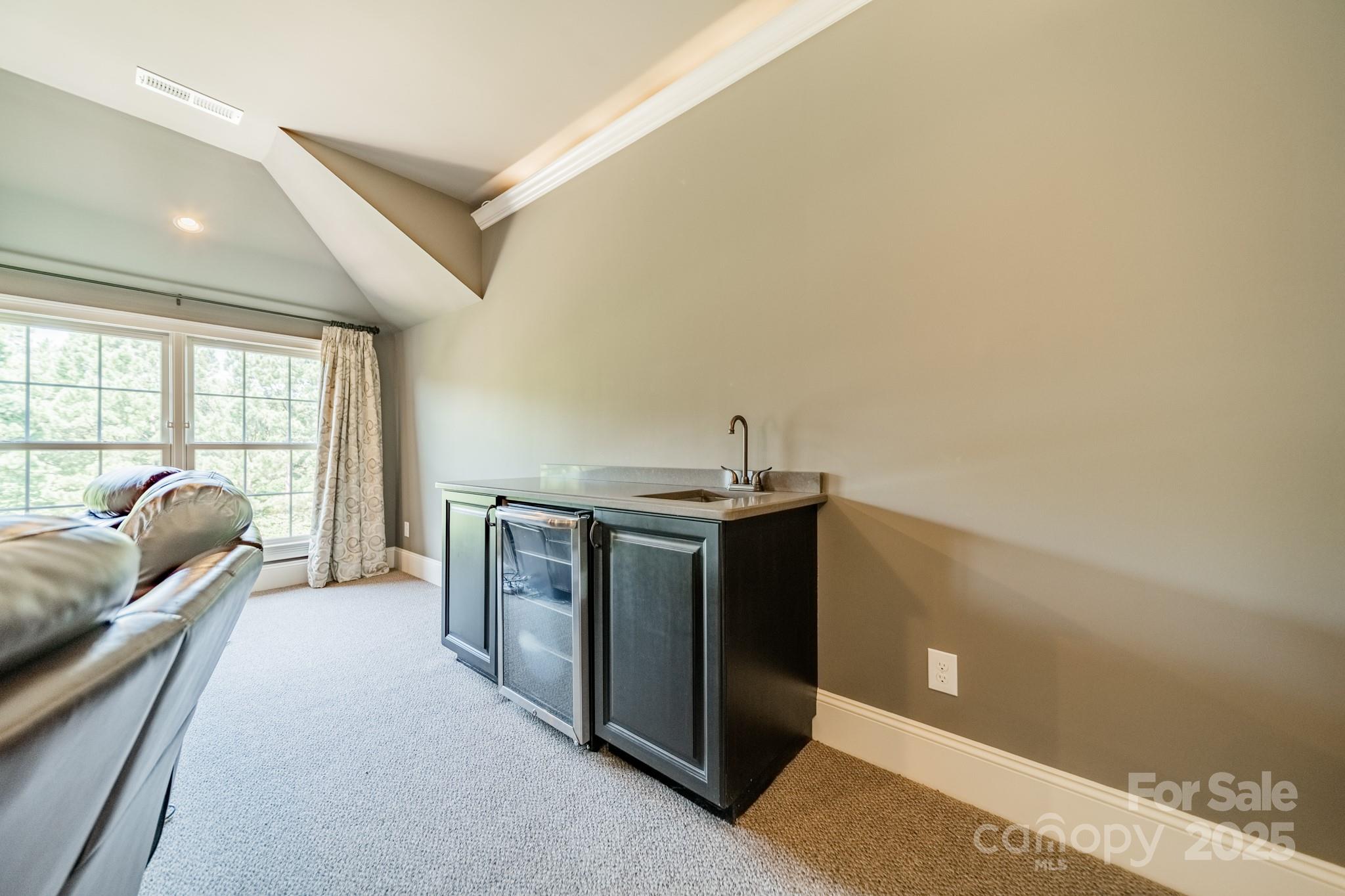 802 Capington Lane