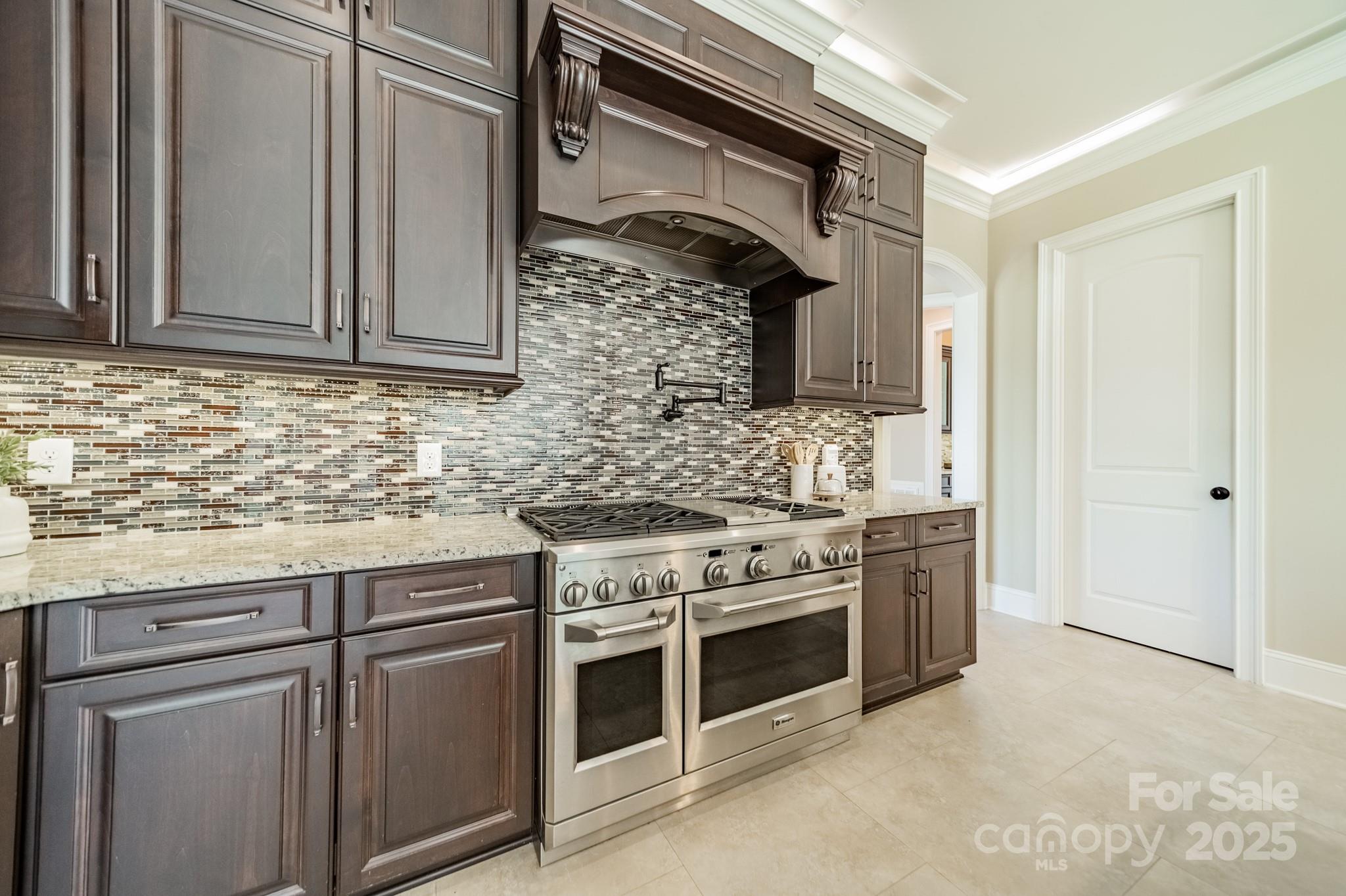 802 Capington Lane