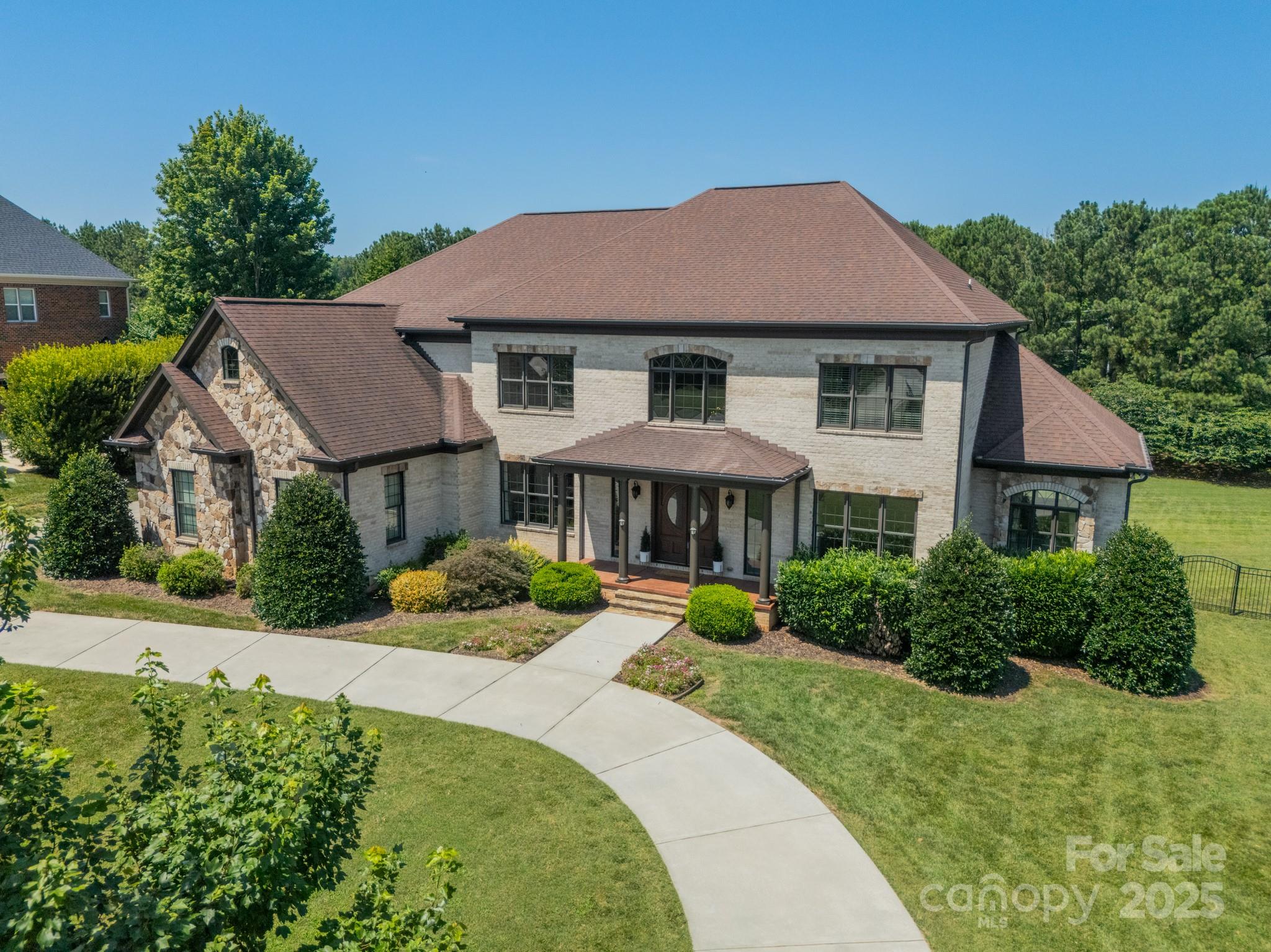 802 Capington Lane