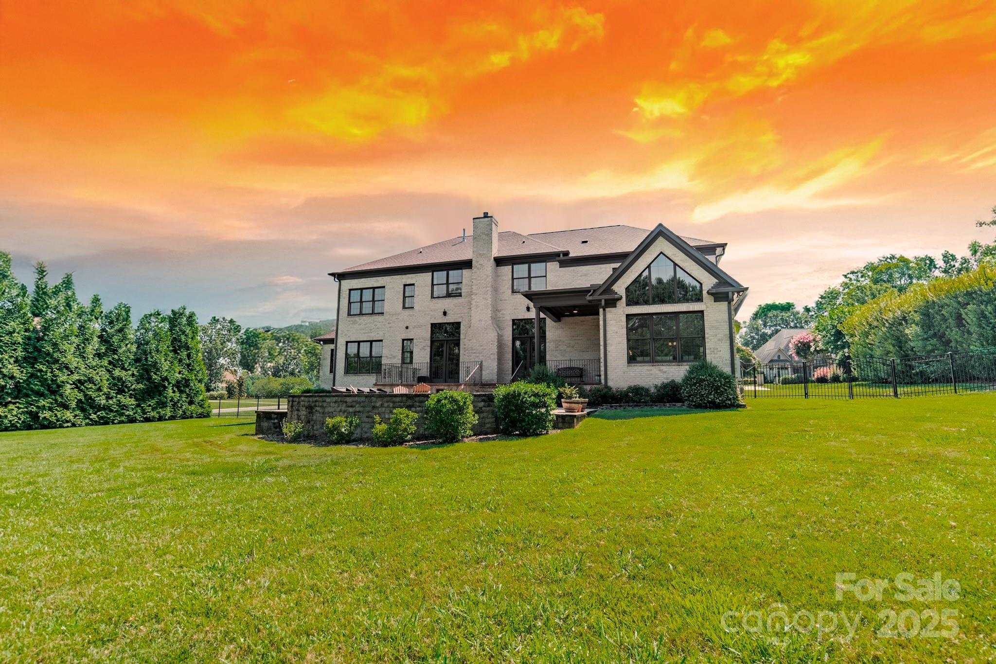 802 Capington Lane