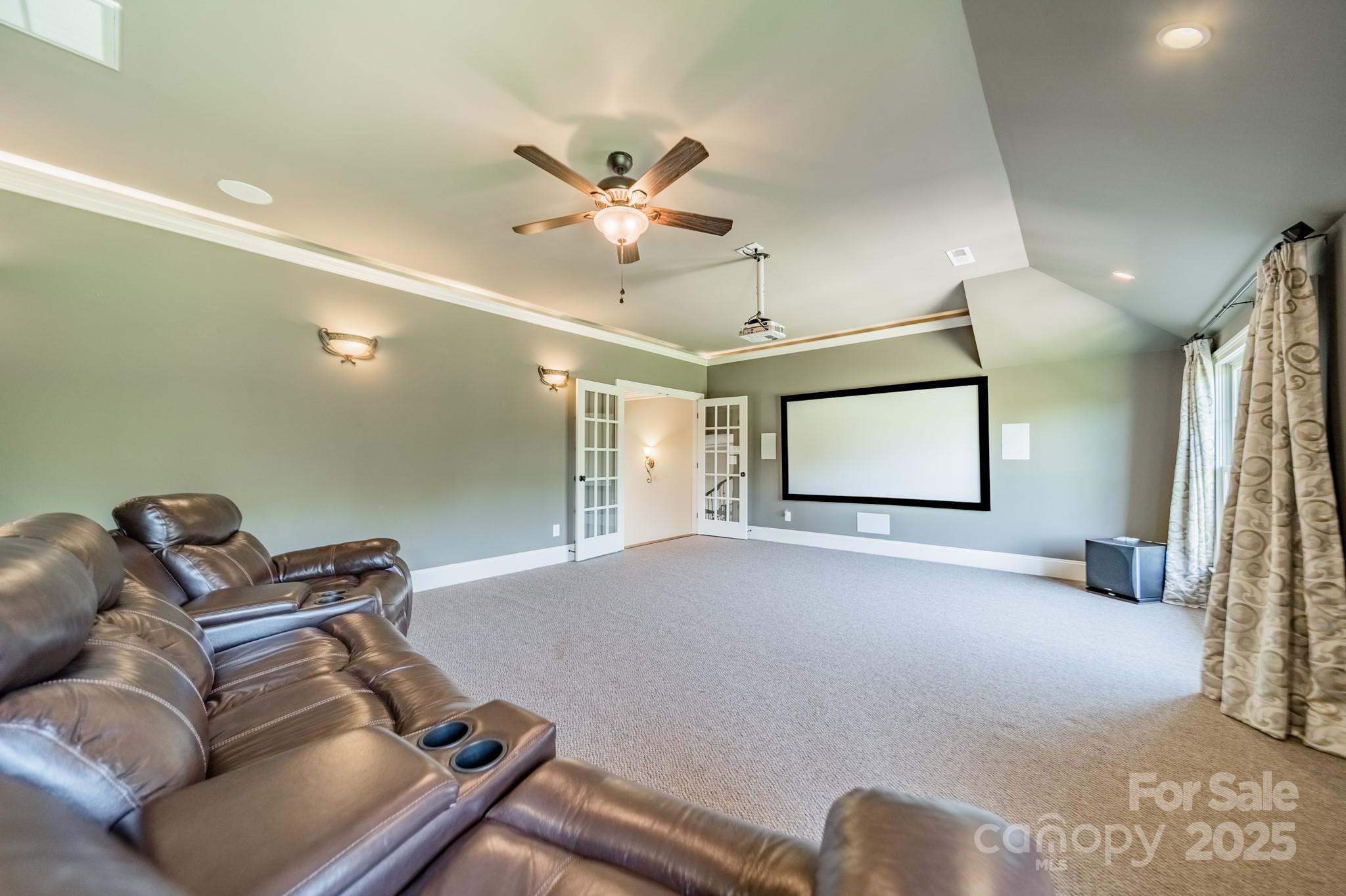 802 Capington Lane