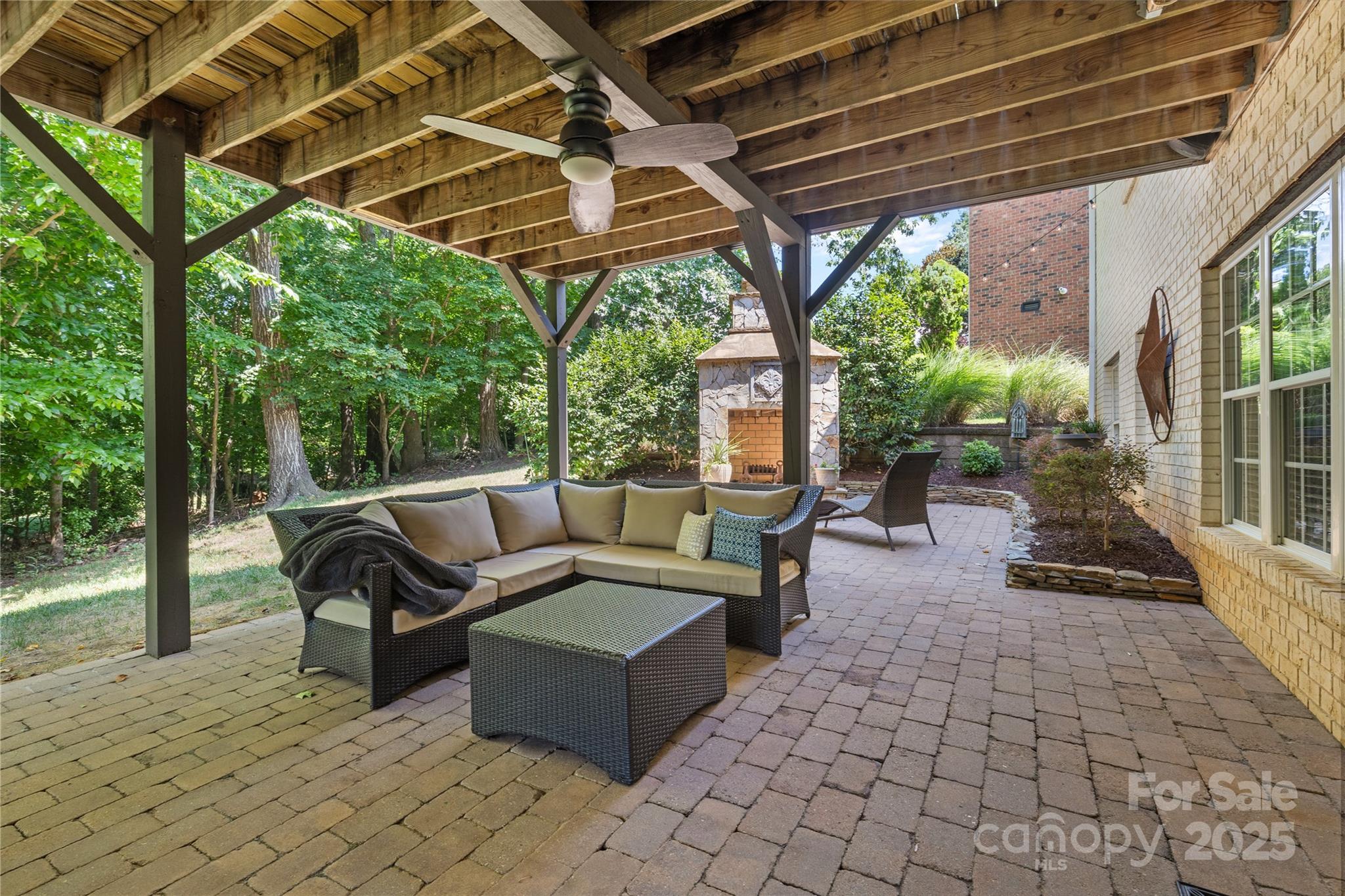 9012 Arrington Manor Place