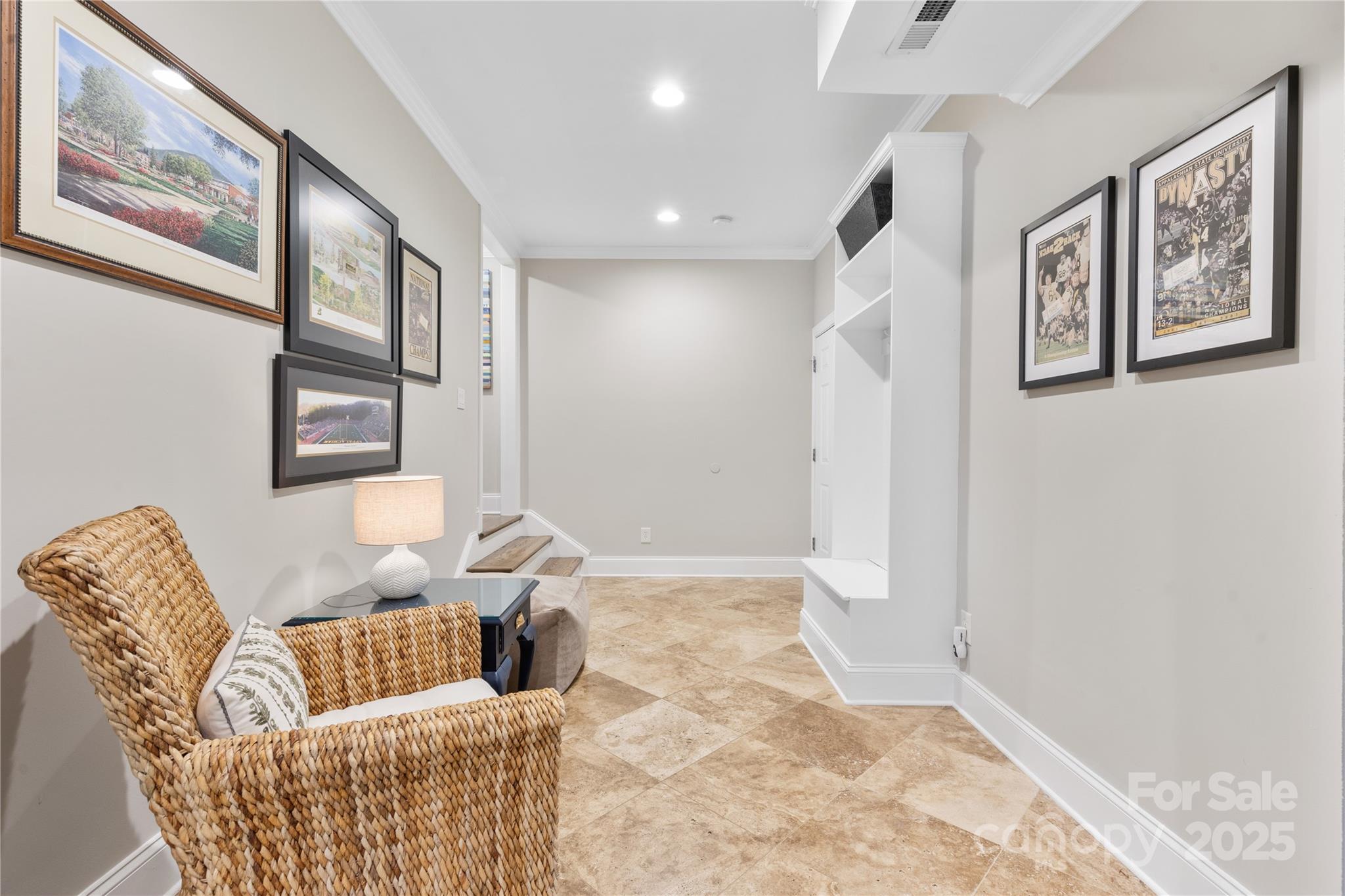 9012 Arrington Manor Place