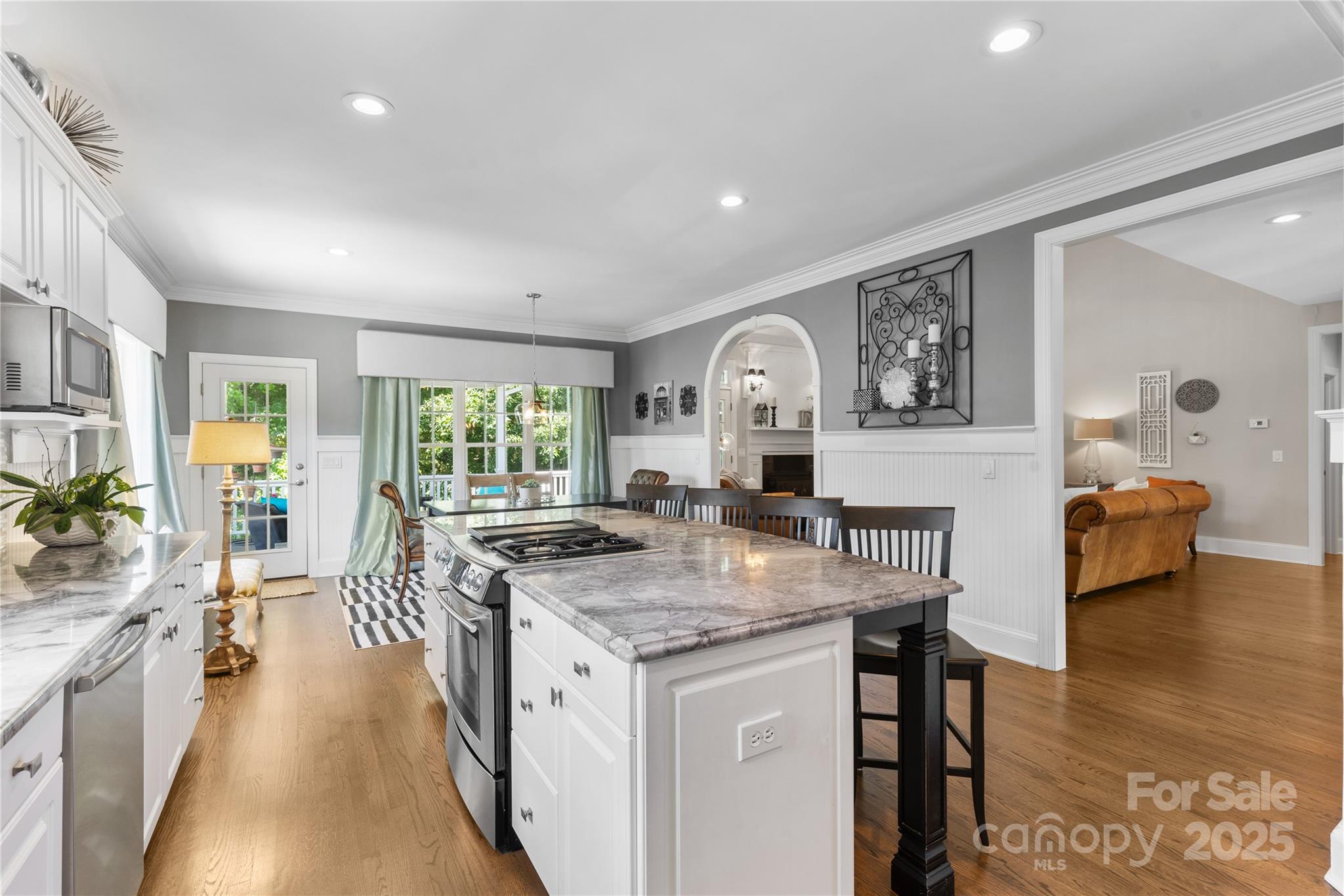9012 Arrington Manor Place