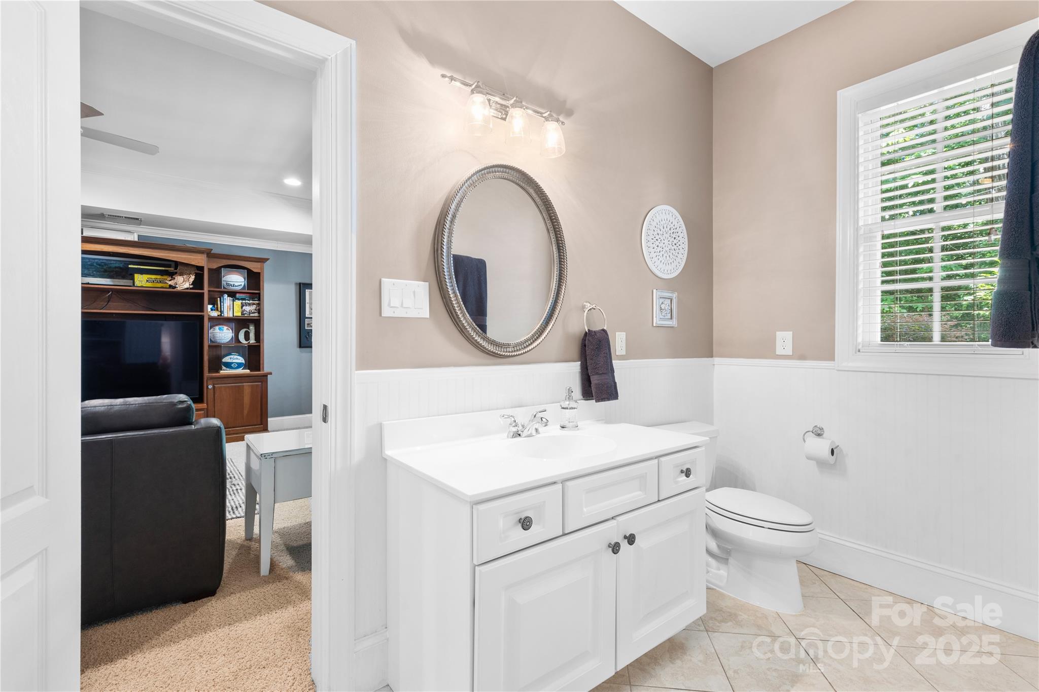 9012 Arrington Manor Place