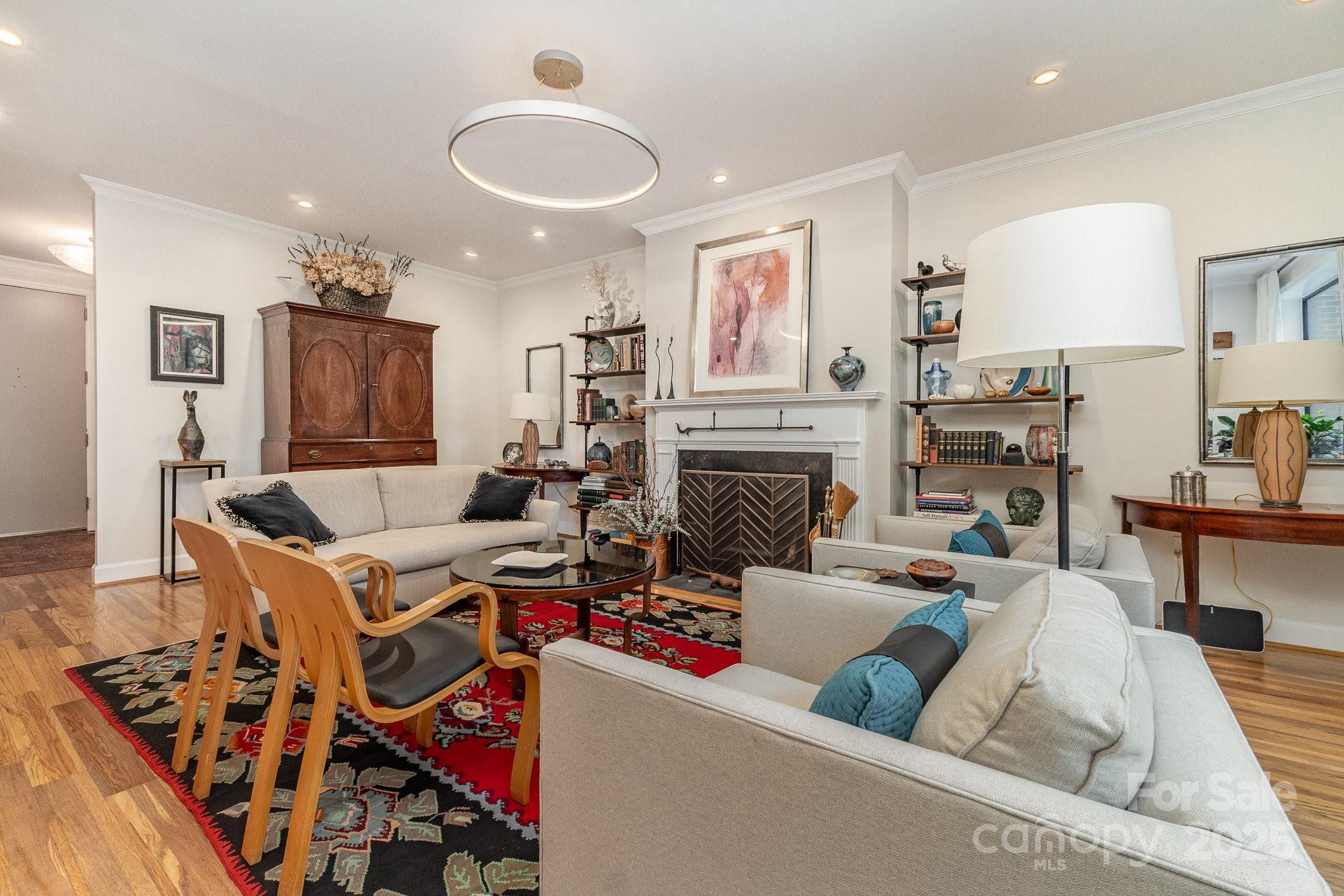 830 Cherokee Road