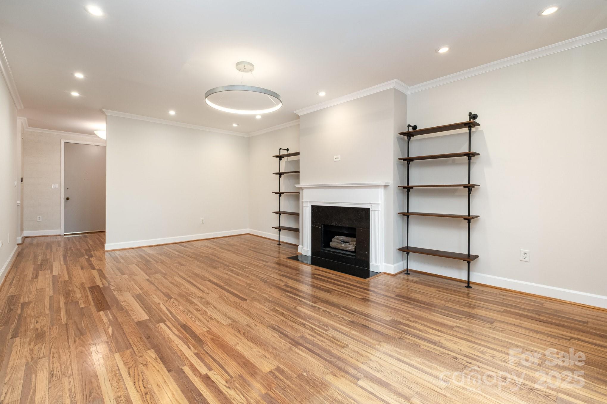 830 Cherokee Road