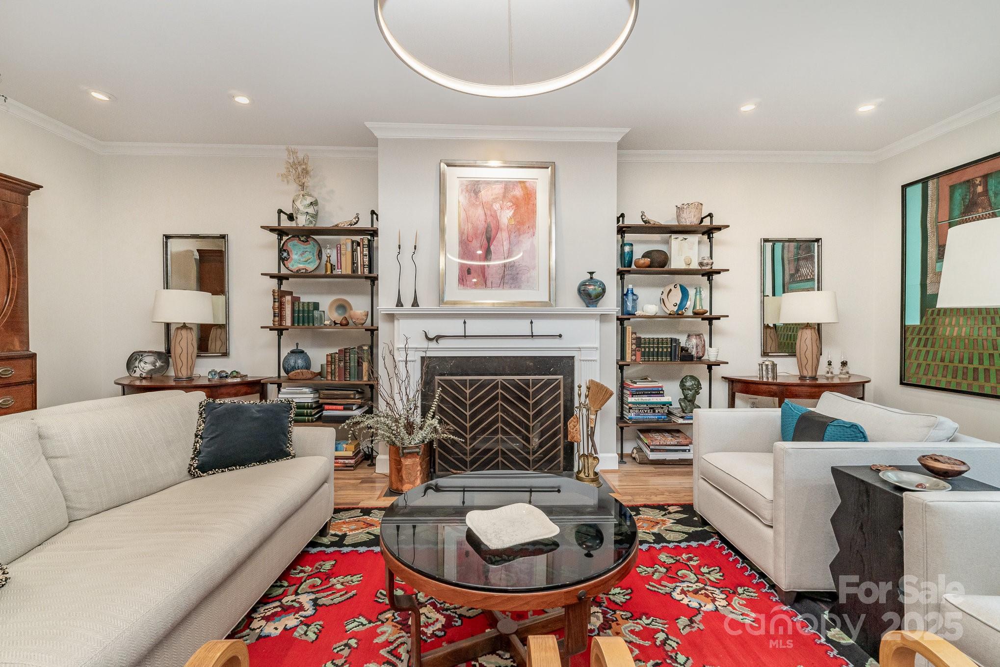 830 Cherokee Road