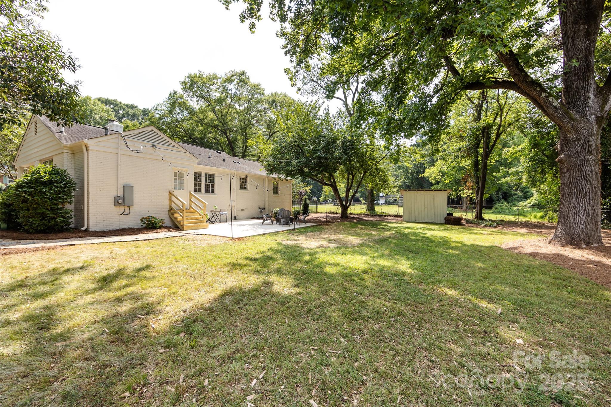 5815 Wedgewood Drive