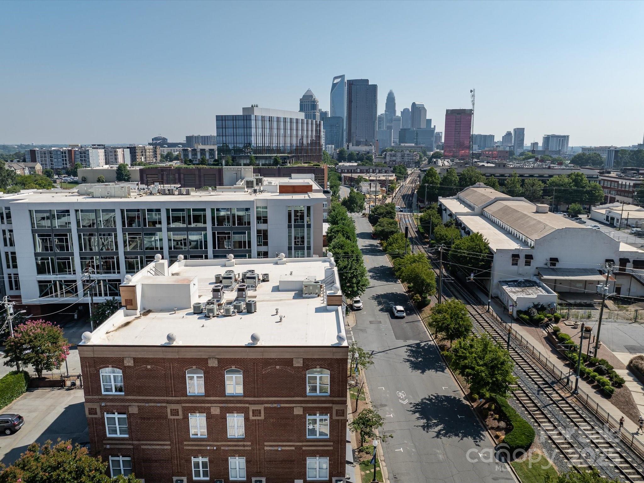 1700 Camden Road Unit: 203