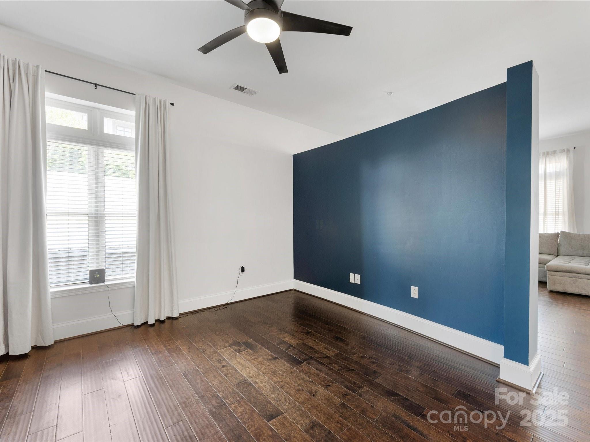 1700 Camden Road Unit: 203