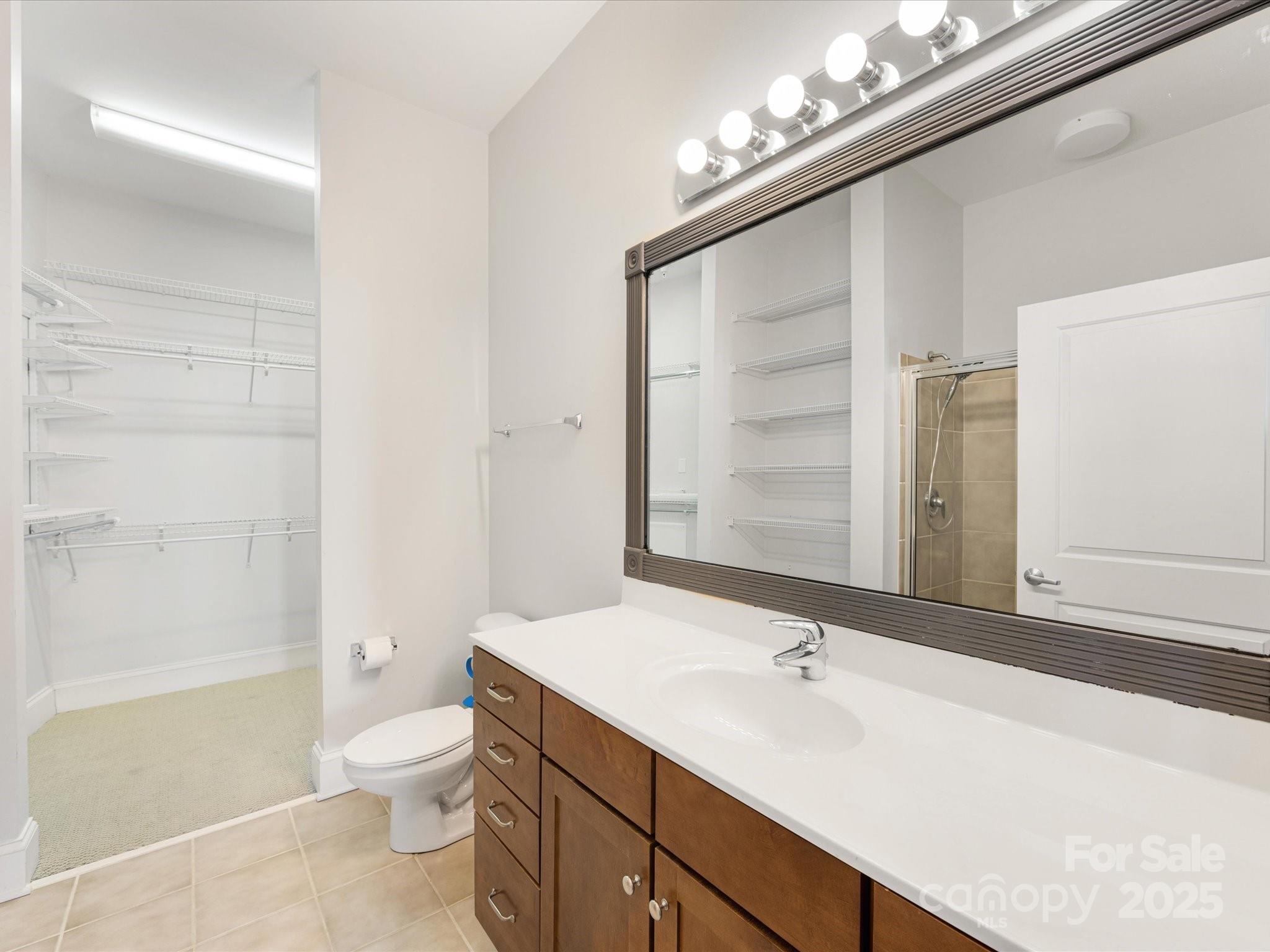 1700 Camden Road Unit: 203