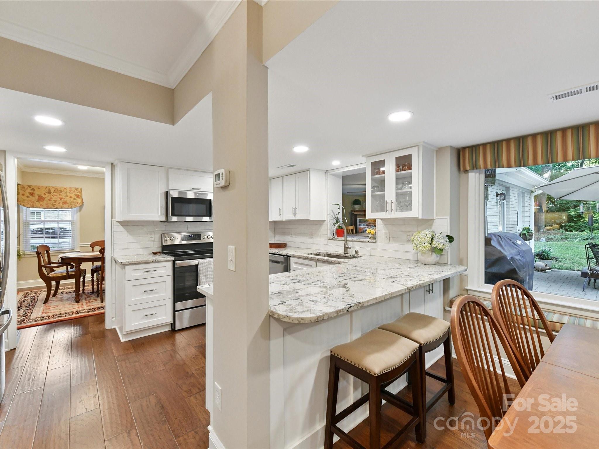 1123 Richard Barry Drive