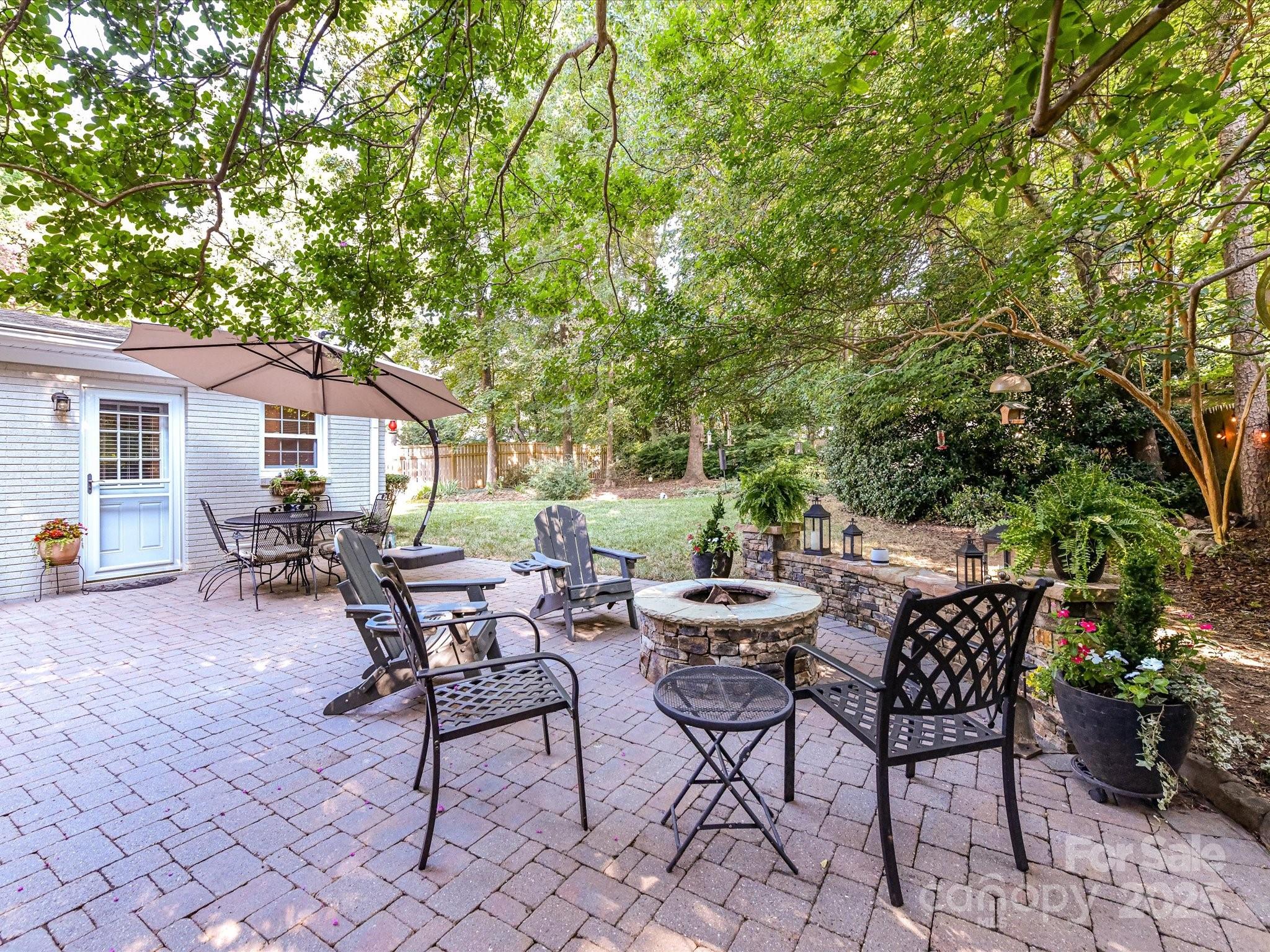 1123 Richard Barry Drive