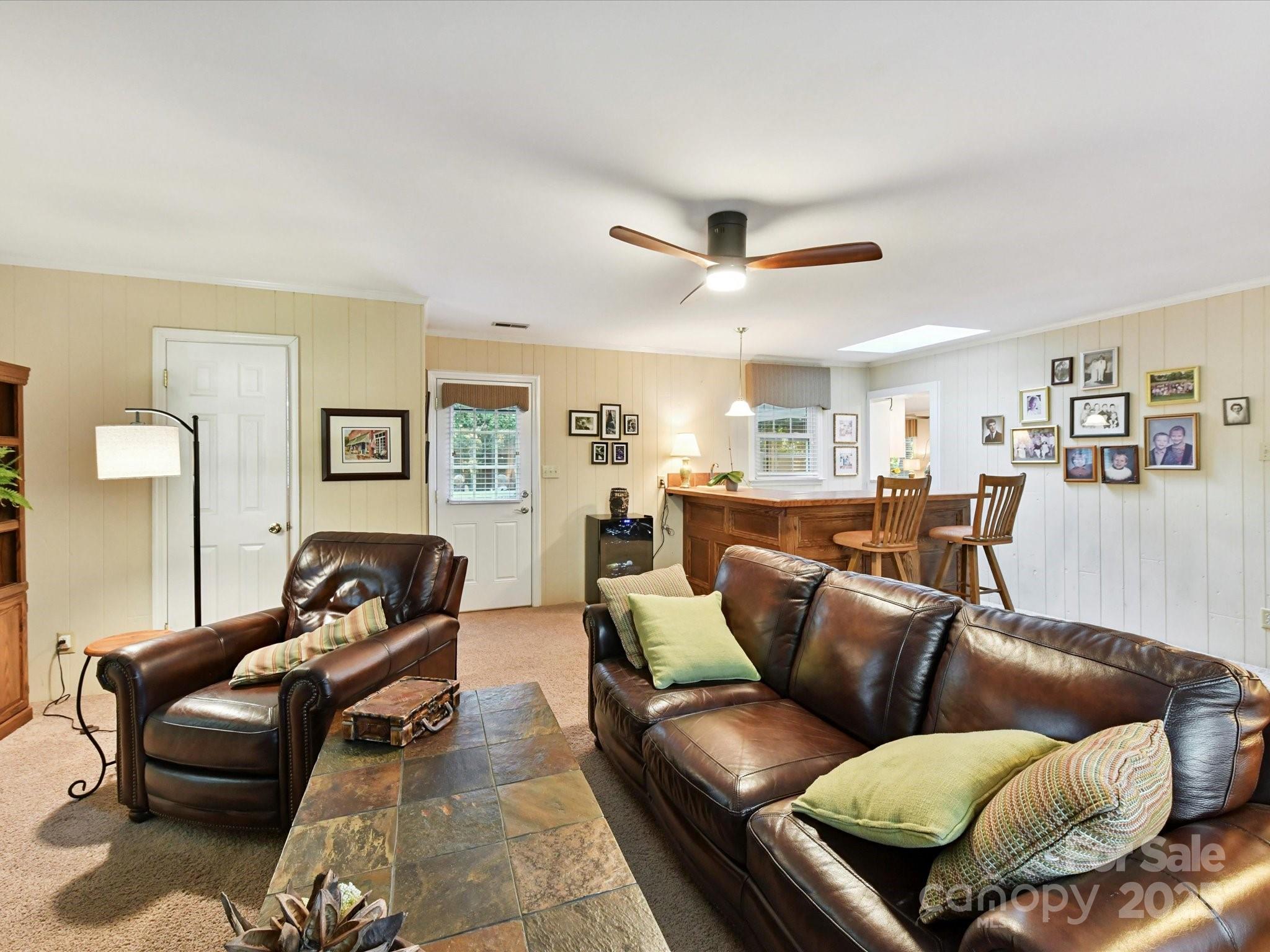 1123 Richard Barry Drive