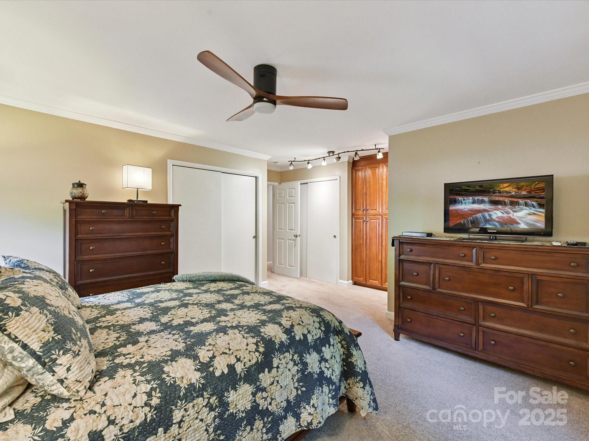 1123 Richard Barry Drive