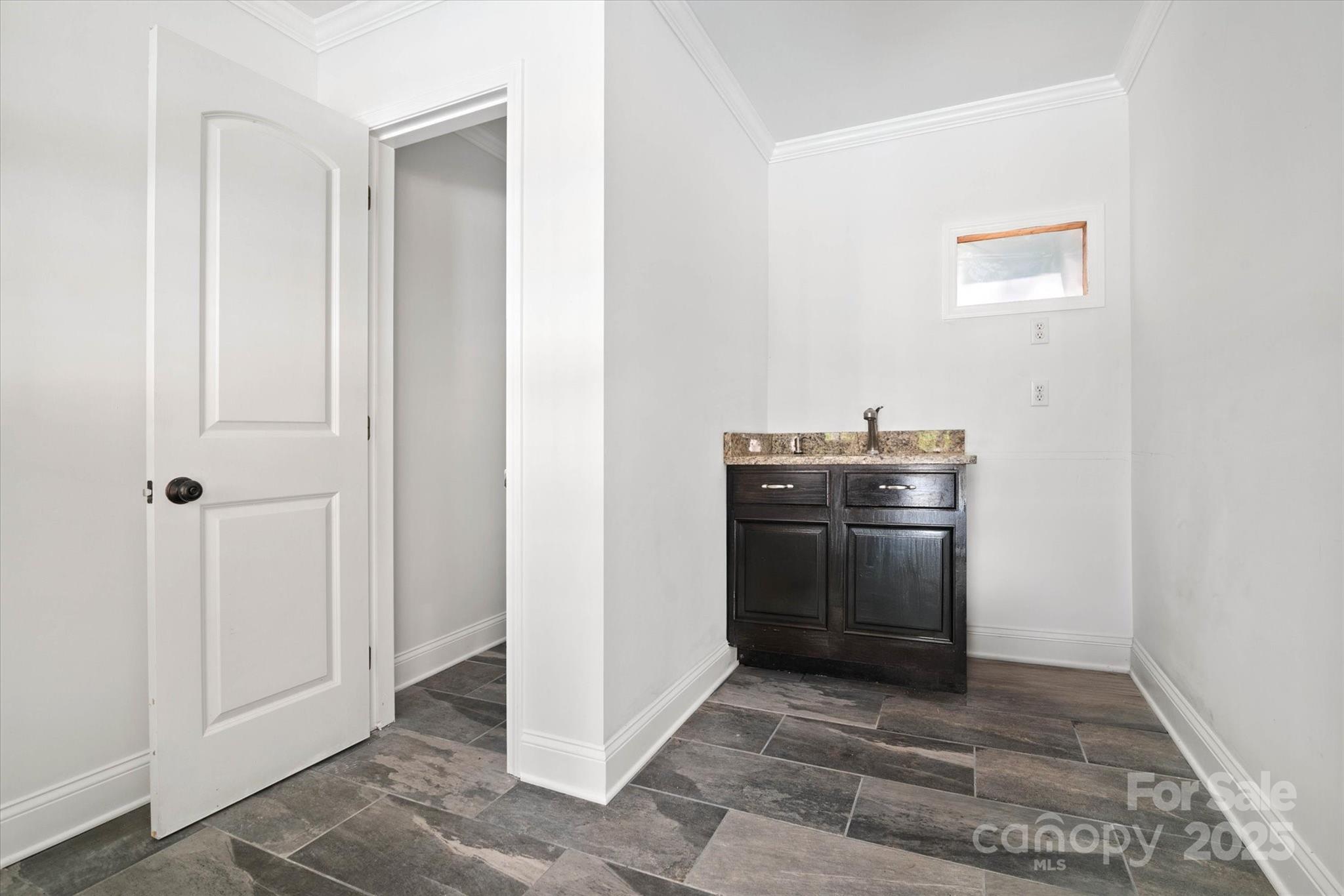 1421 Ashford Road