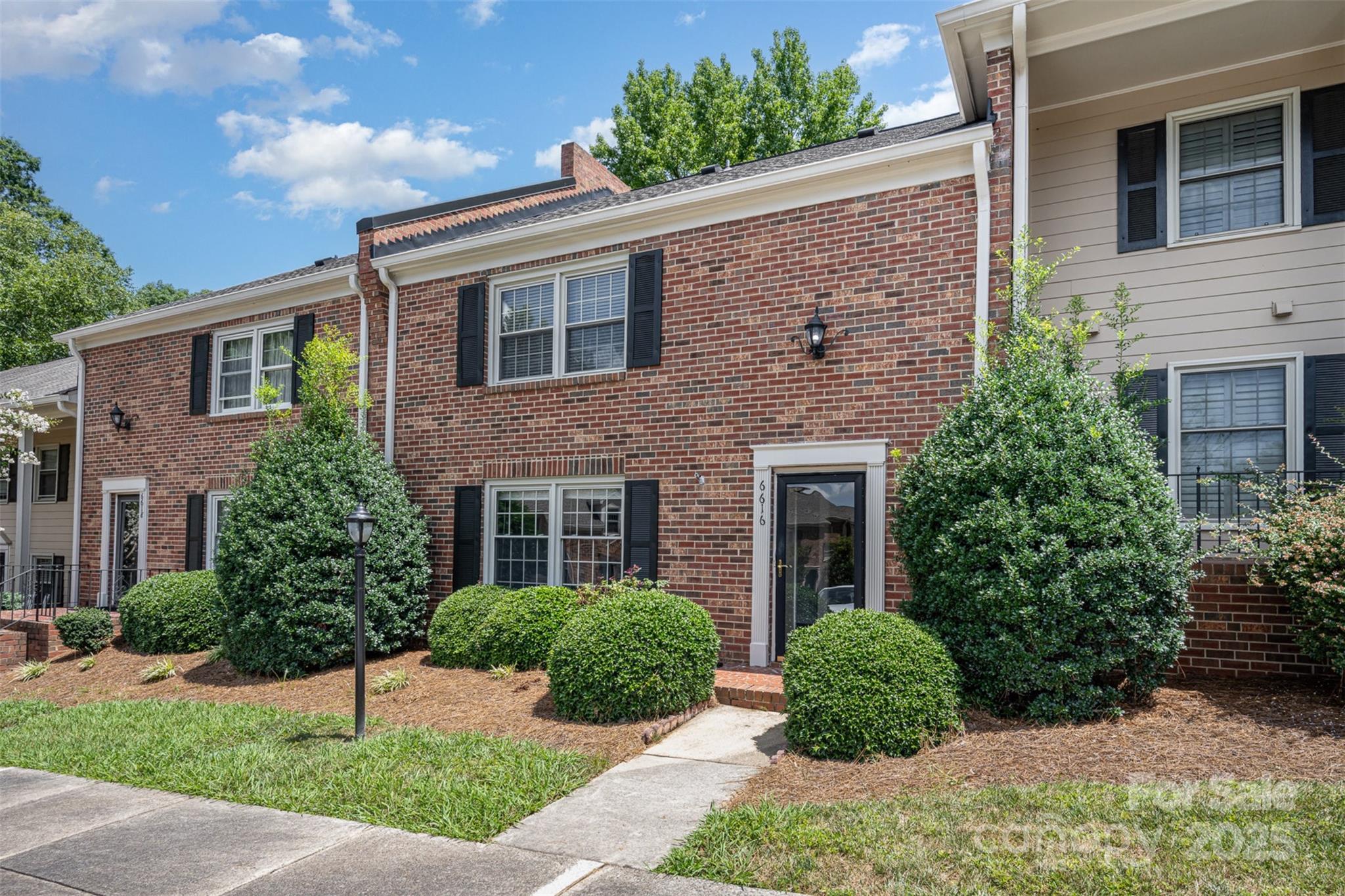 6616 Bunker Hill Circle