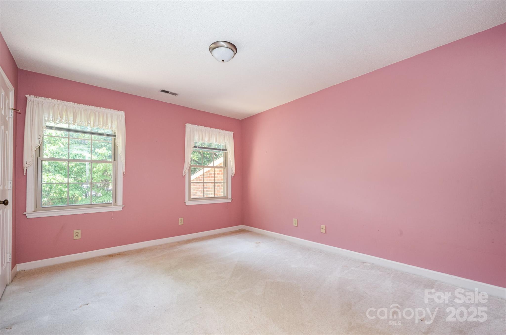 6616 Bunker Hill Circle
