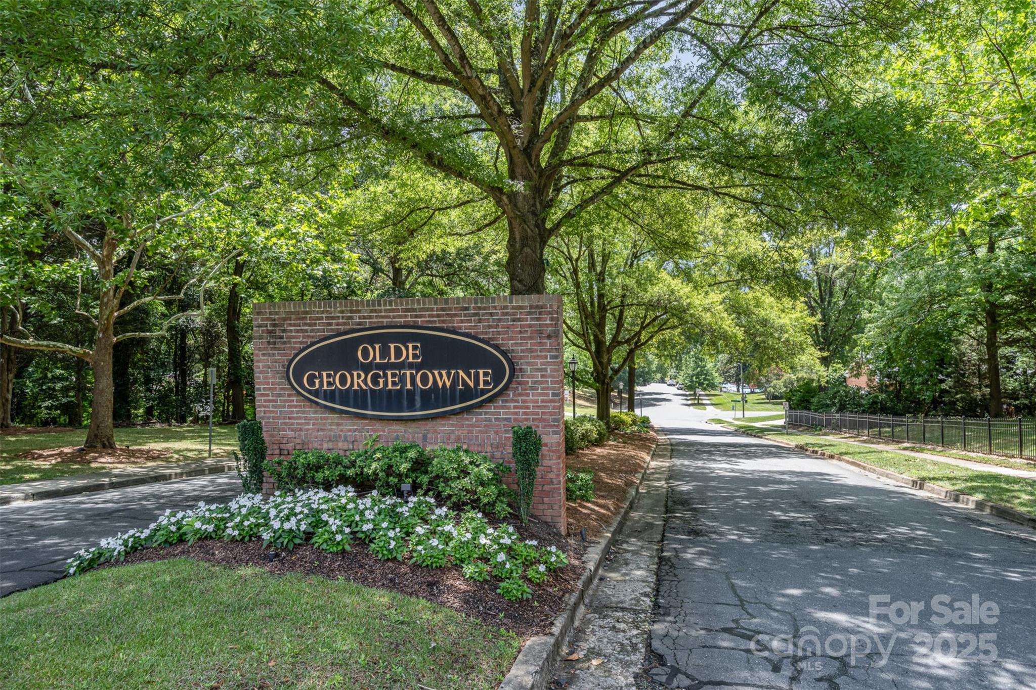 6616 Bunker Hill Circle