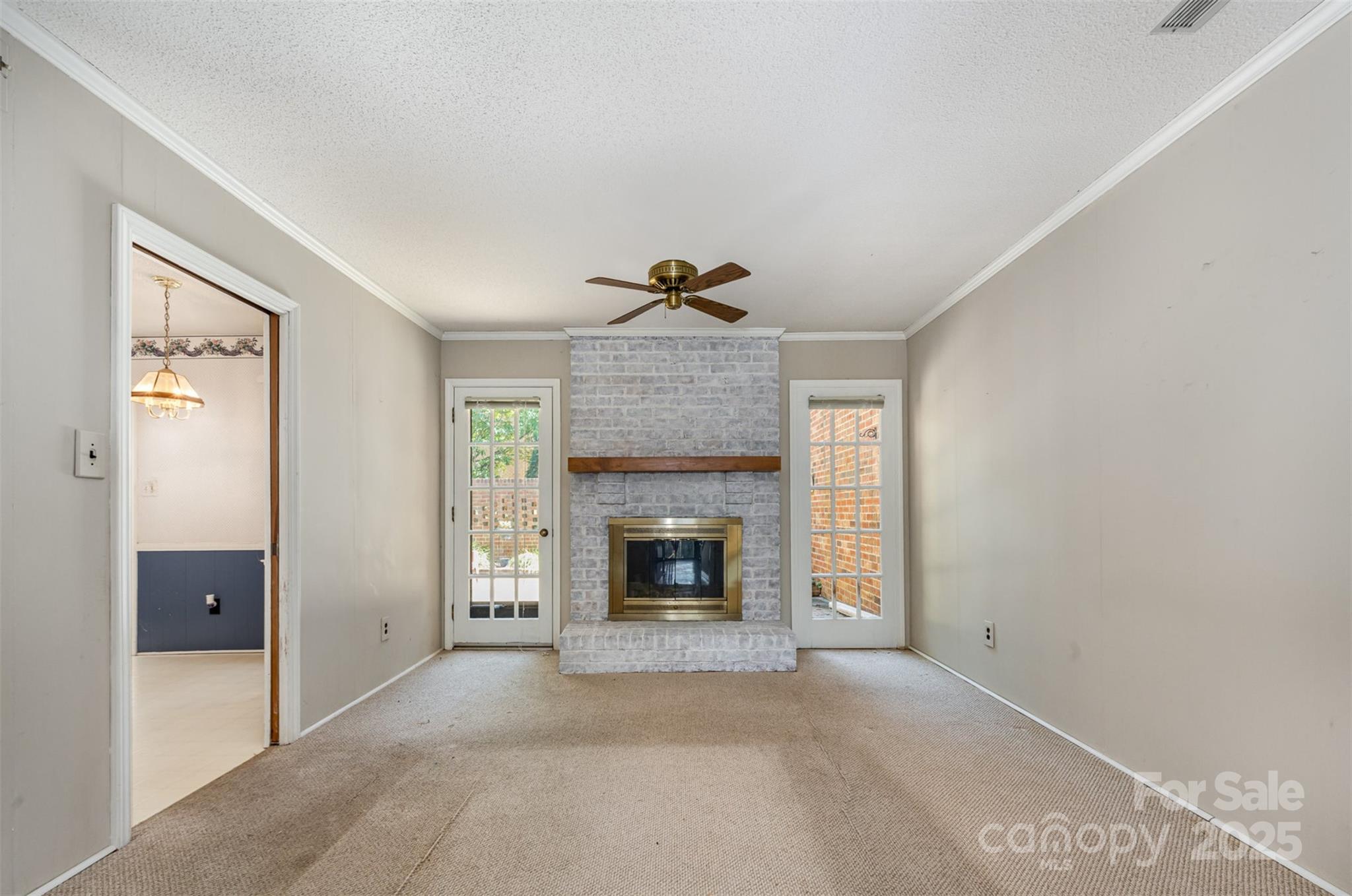 6616 Bunker Hill Circle
