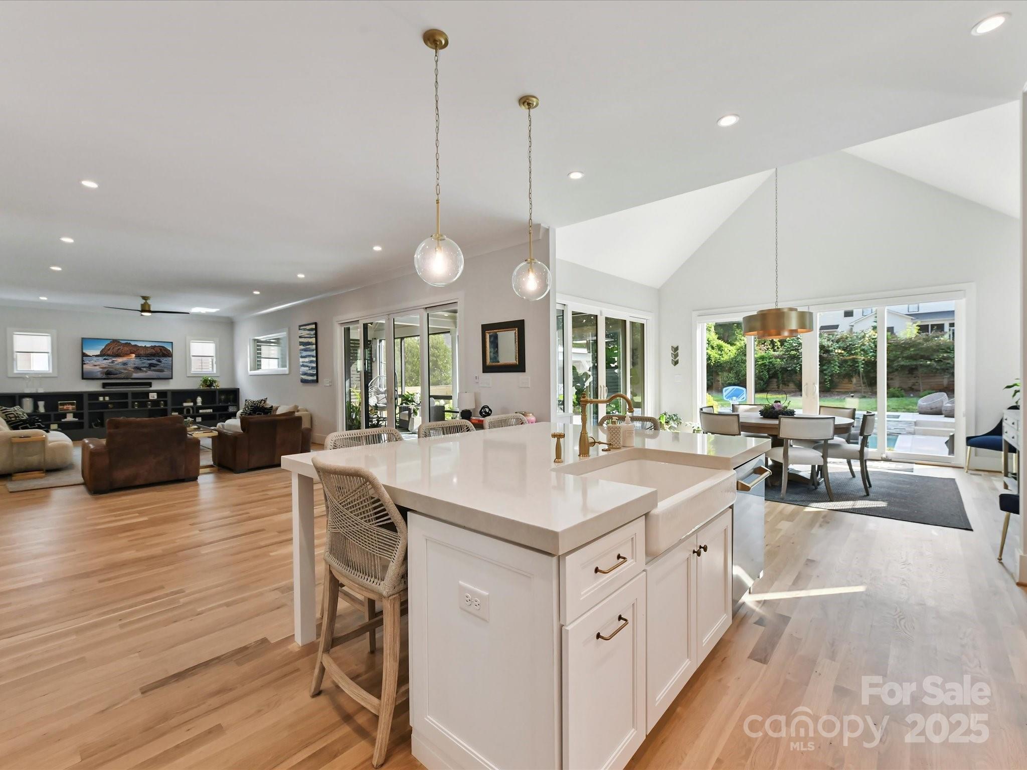 615 Melbourne Court