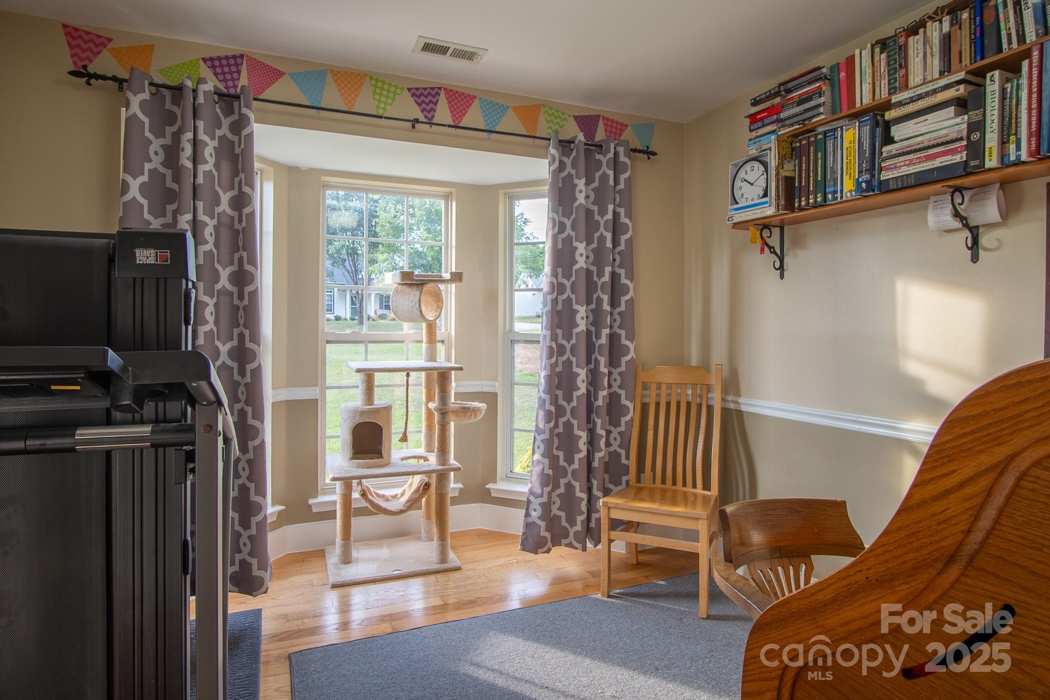 121 S Tanninger Road