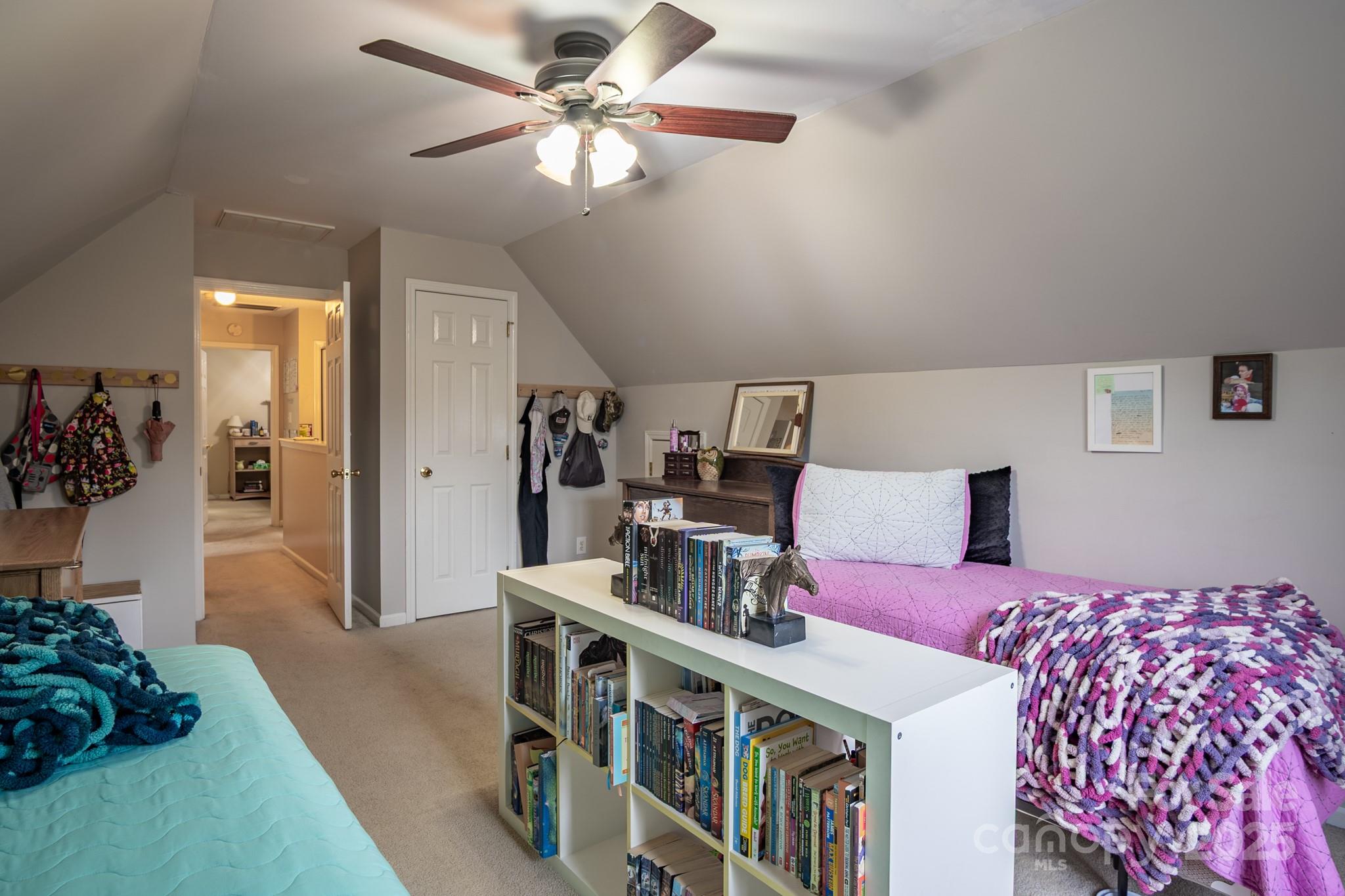 121 S Tanninger Road
