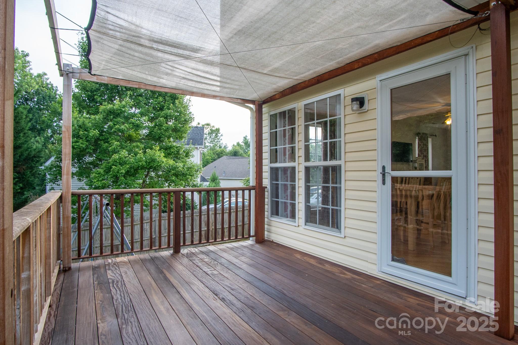 121 S Tanninger Road
