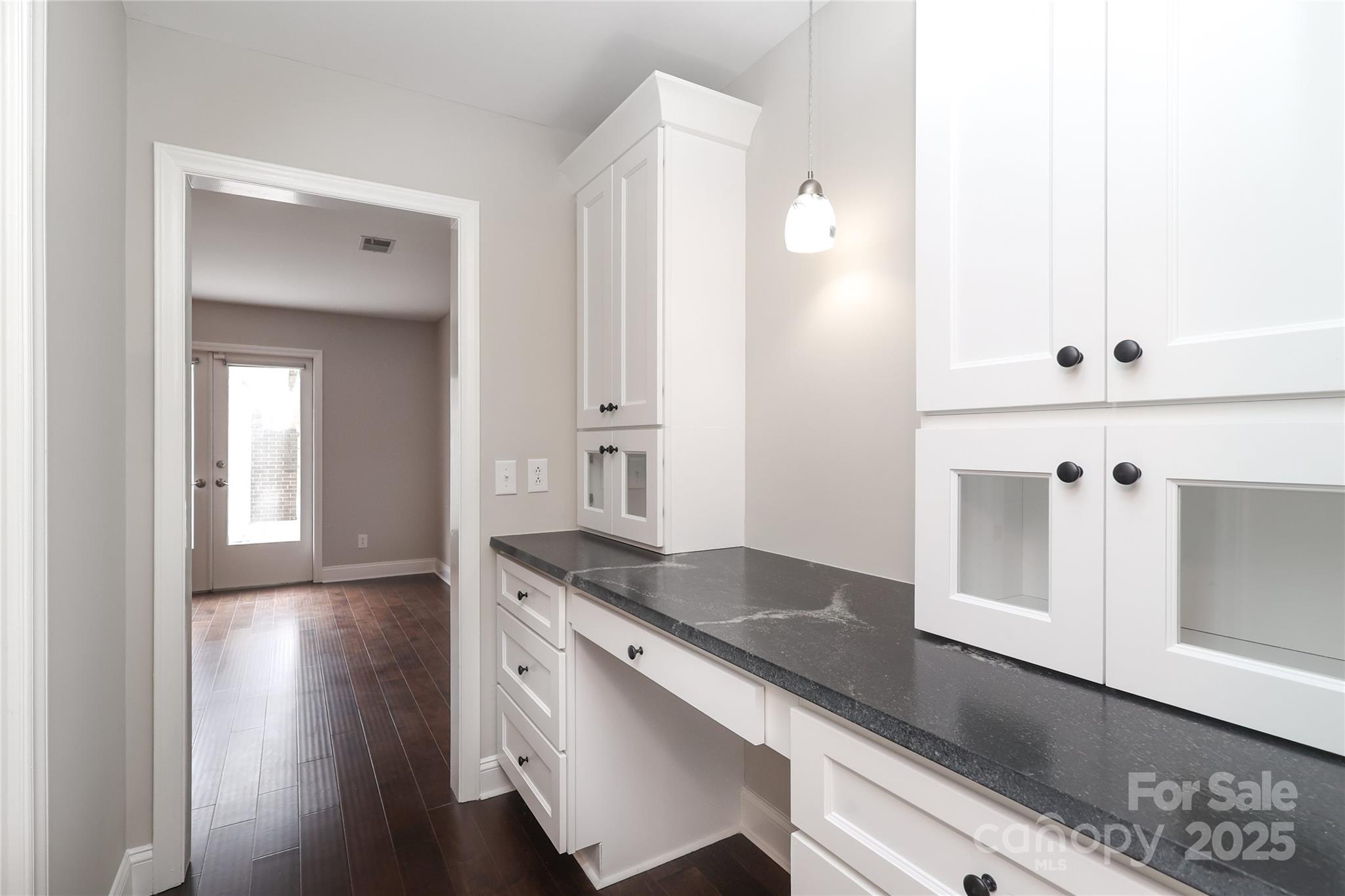 4350 Old Saybrook Court