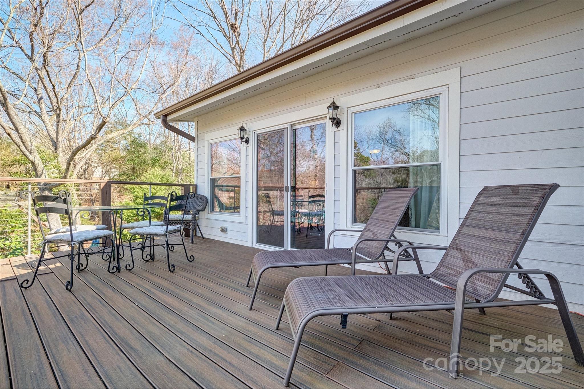 10 Weatherly Way