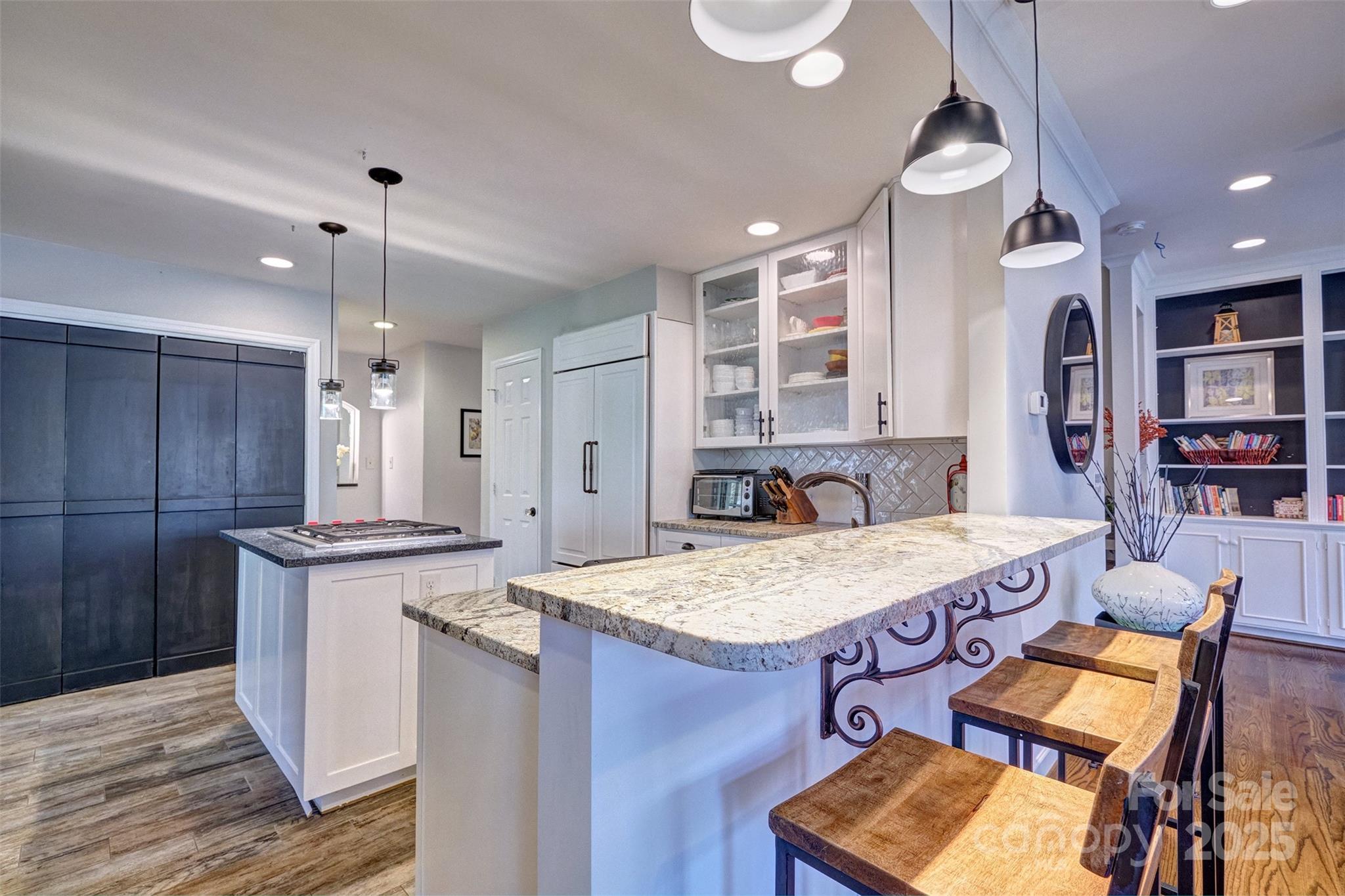 10 Weatherly Way