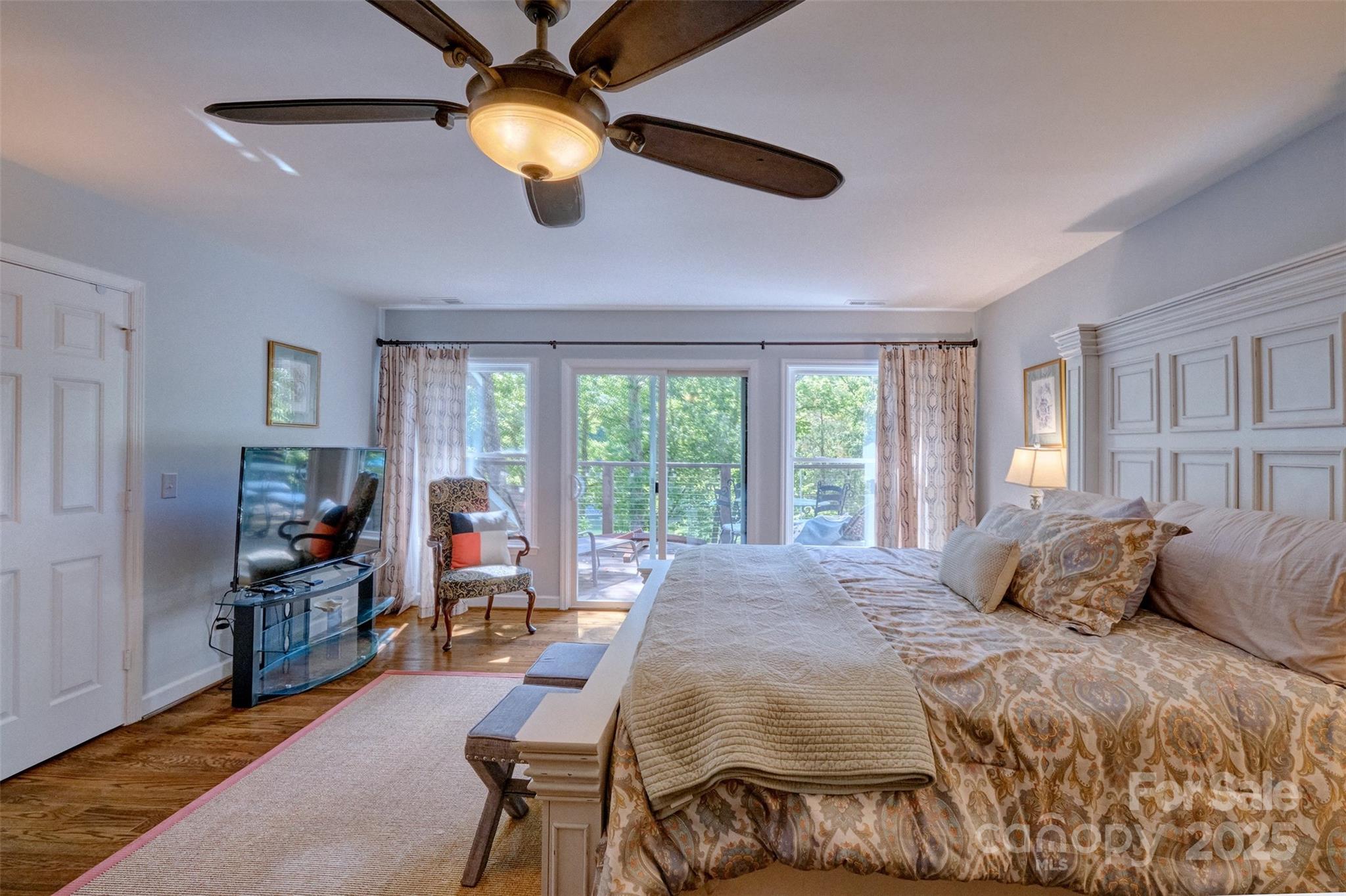 10 Weatherly Way