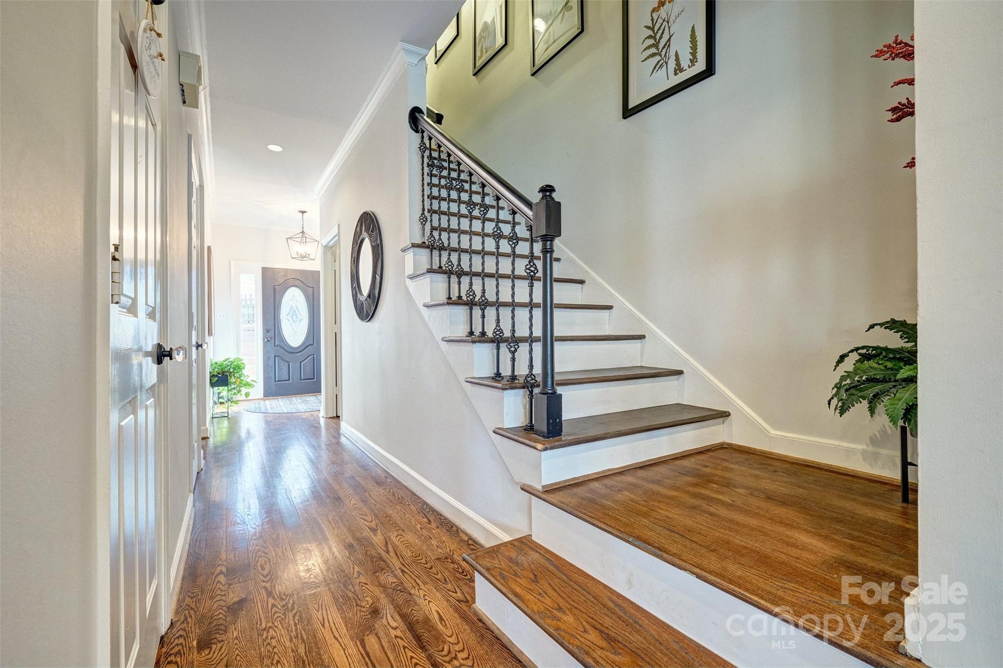 10 Weatherly Way