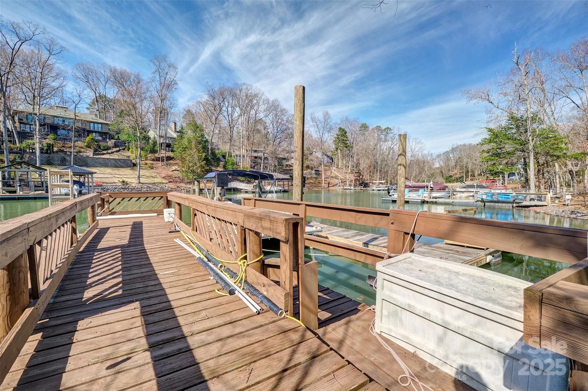 10 Weatherly Way