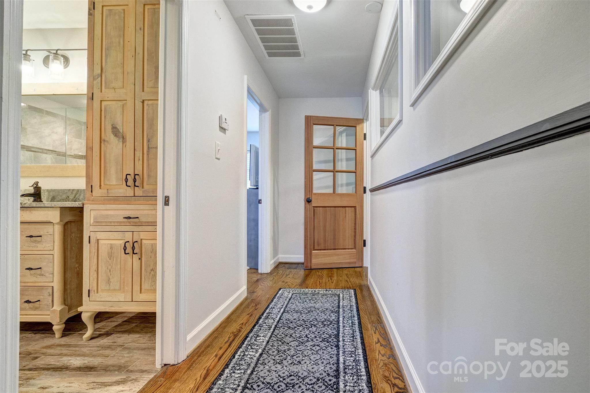 10 Weatherly Way