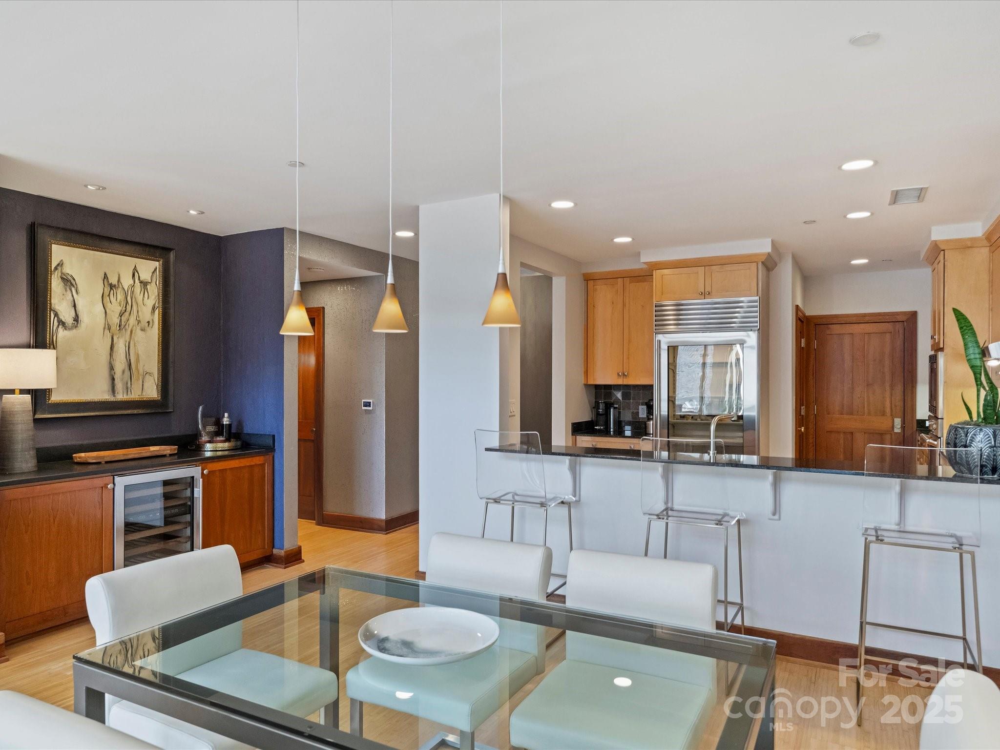 435 S Tryon Street Unit: 307