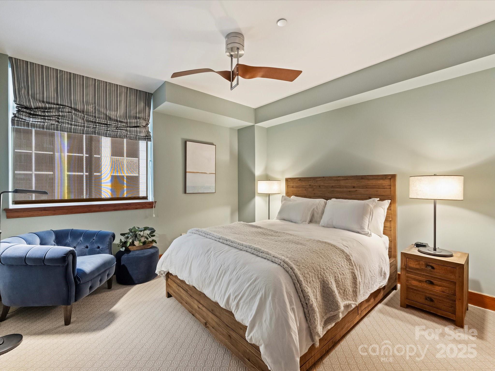 435 S Tryon Street Unit: 307