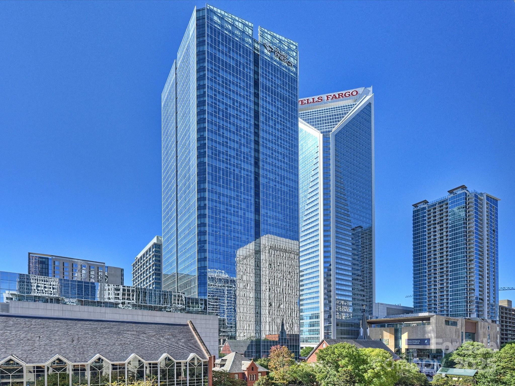 435 S Tryon Street Unit: 307