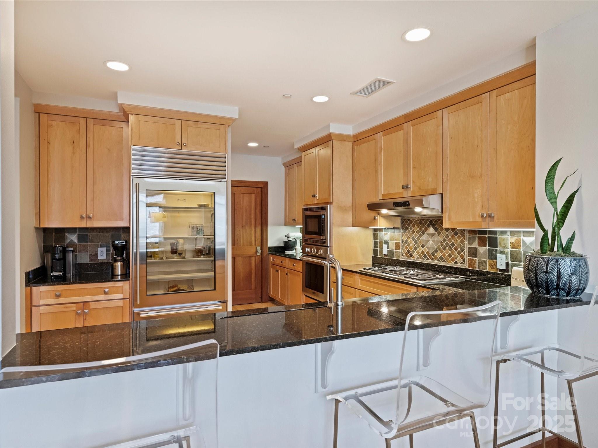 435 S Tryon Street Unit: 307