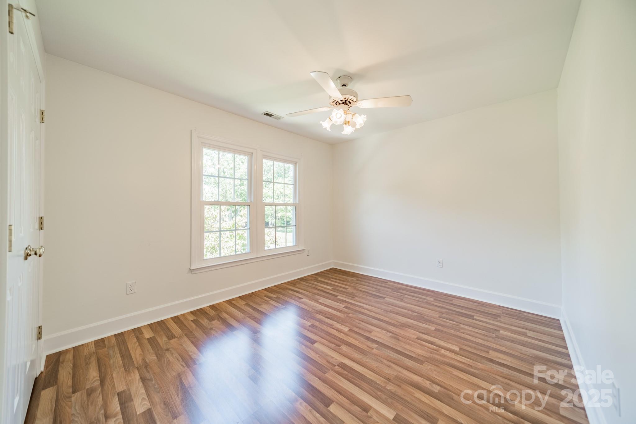 4900 Ridgetop Trail