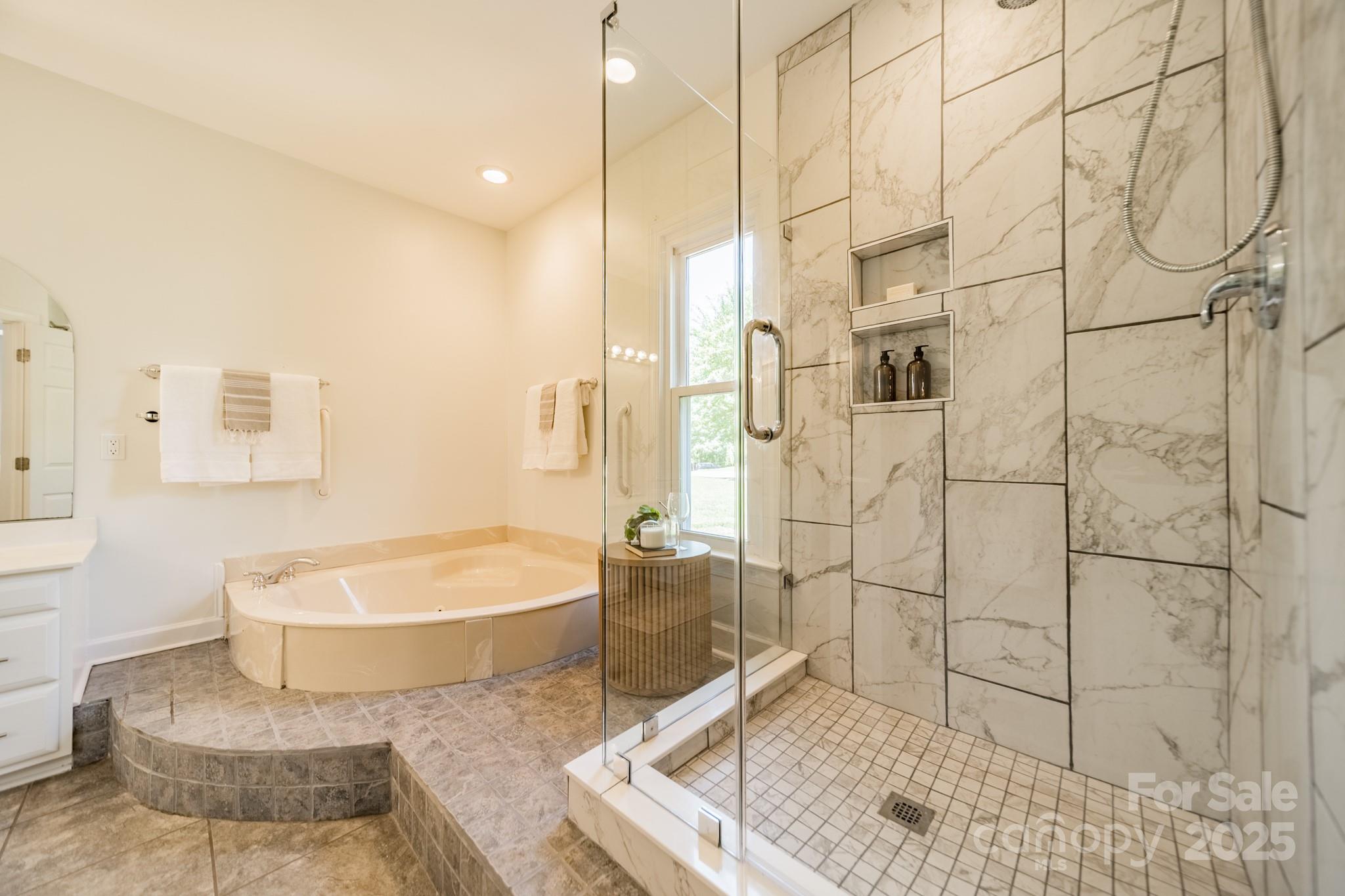 4900 Ridgetop Trail