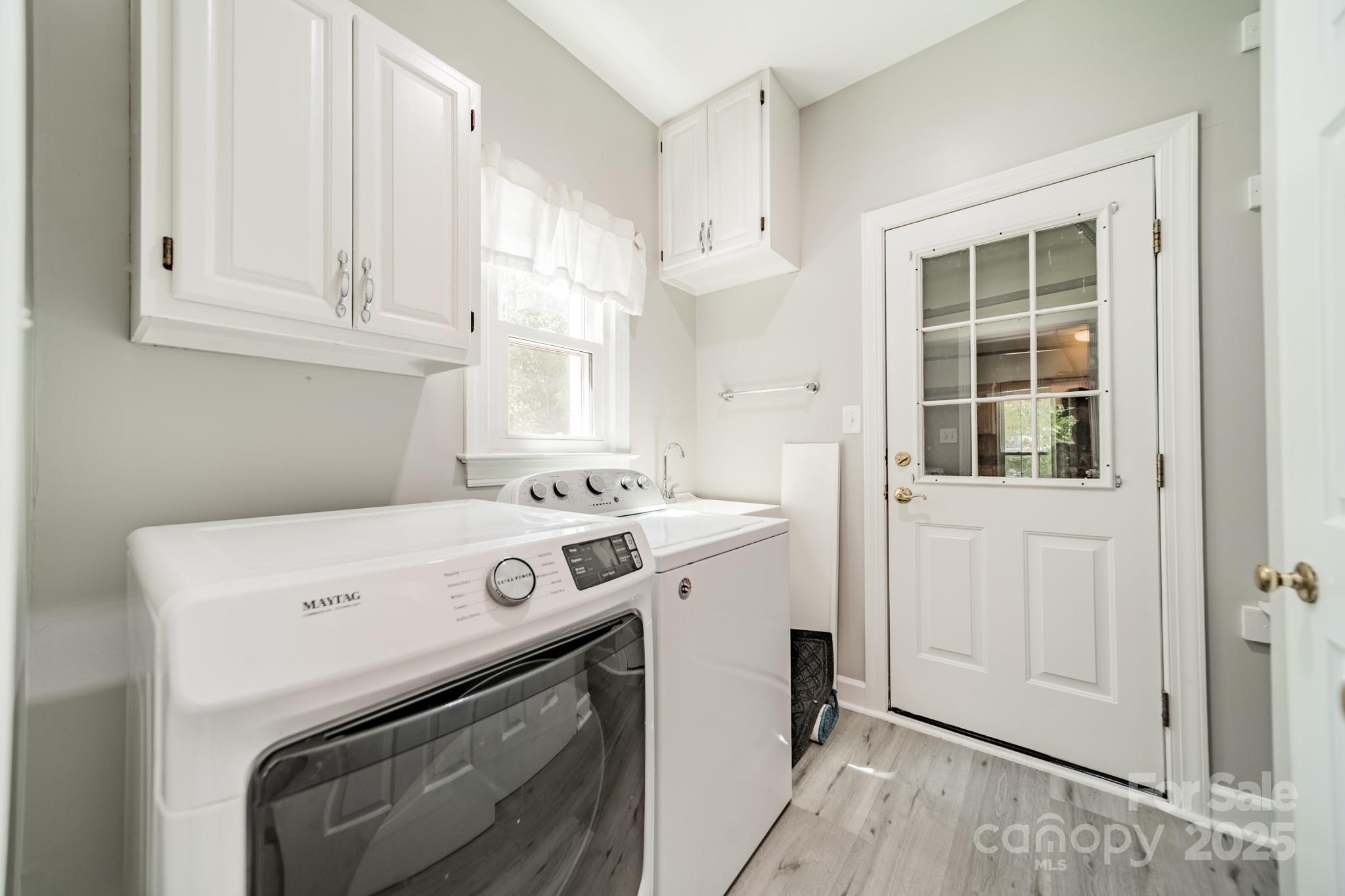 4900 Ridgetop Trail
